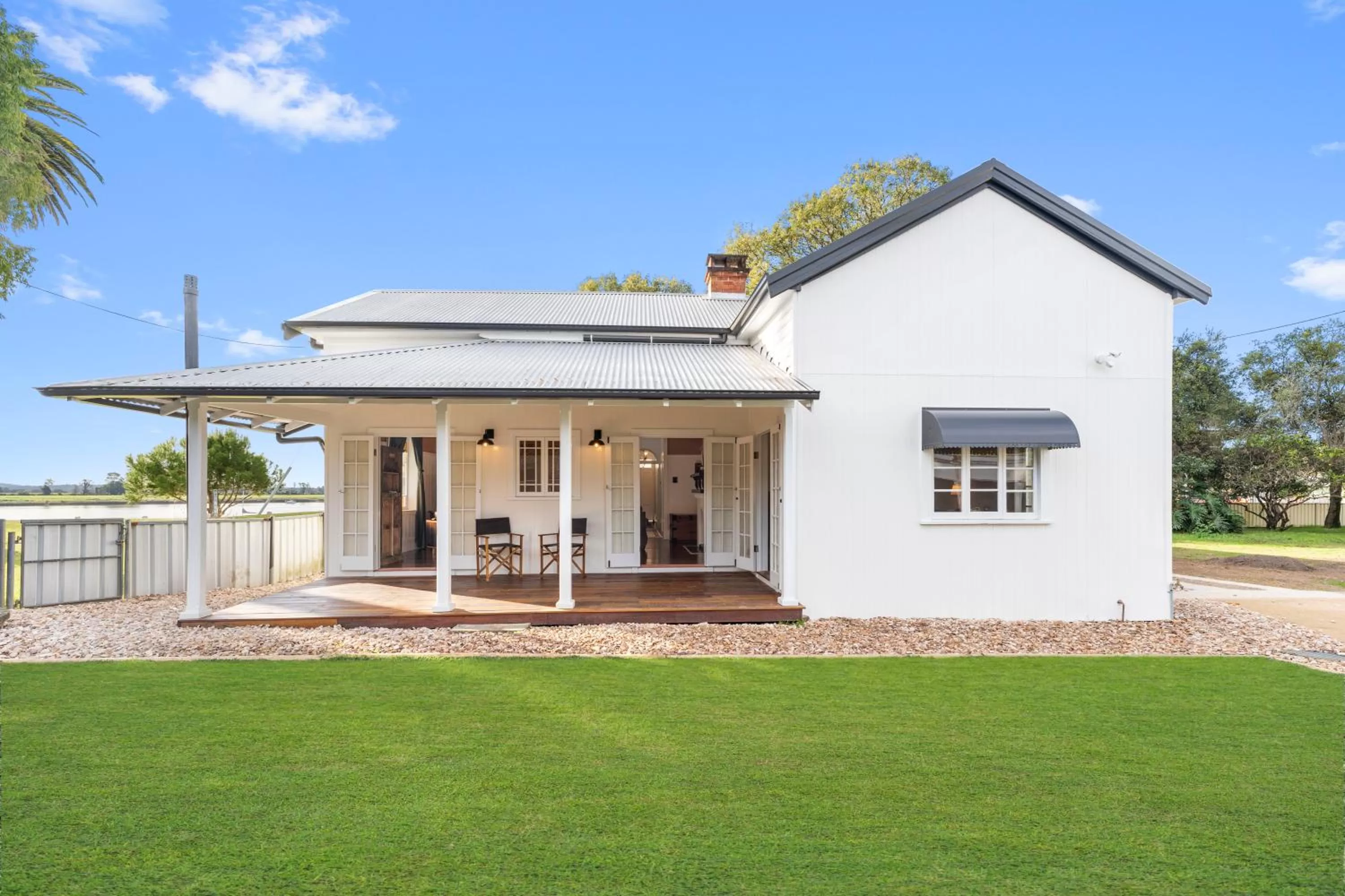 Property Building in The Bank House Ulmarra