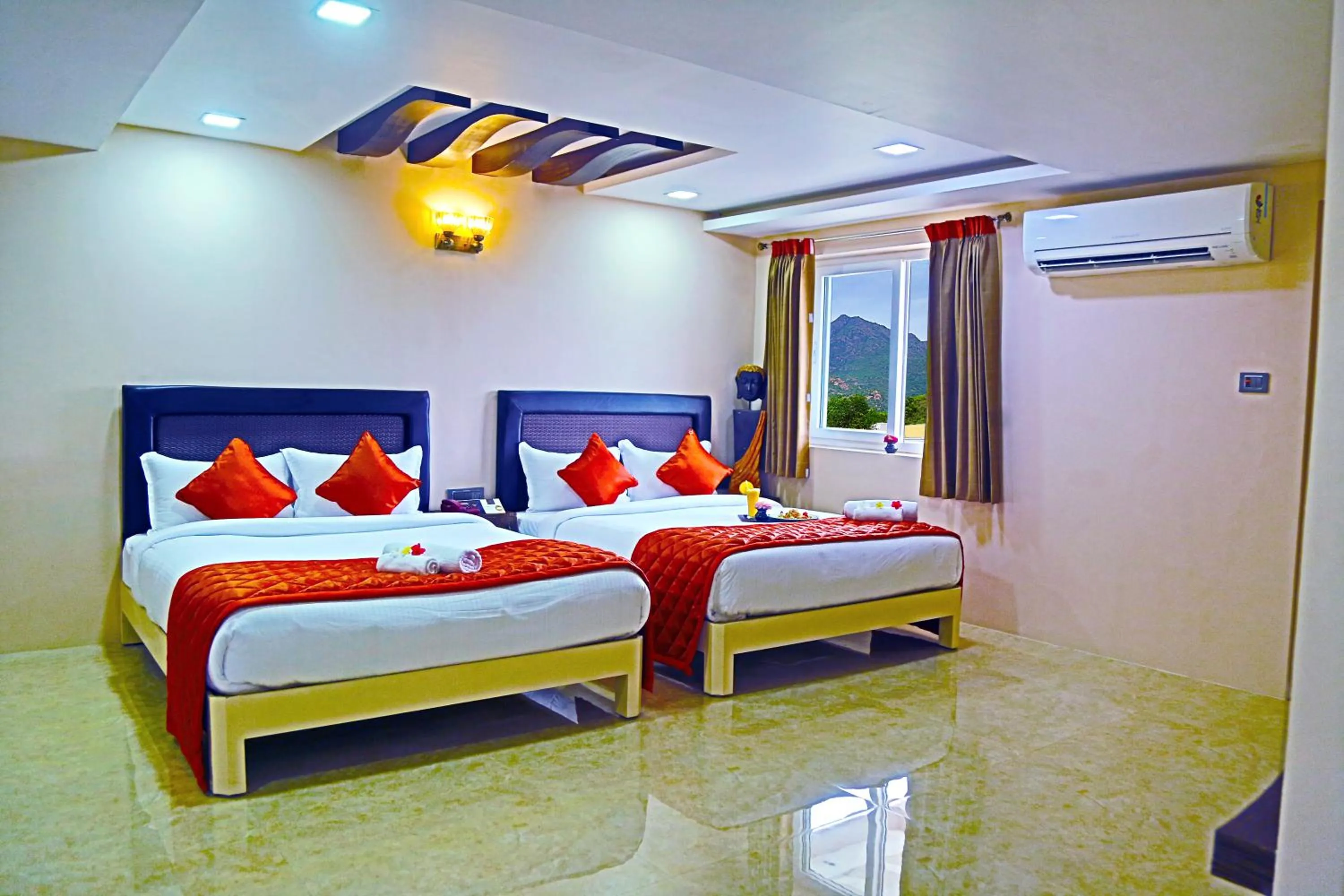 Mountain view, Bed in Athena Hotel