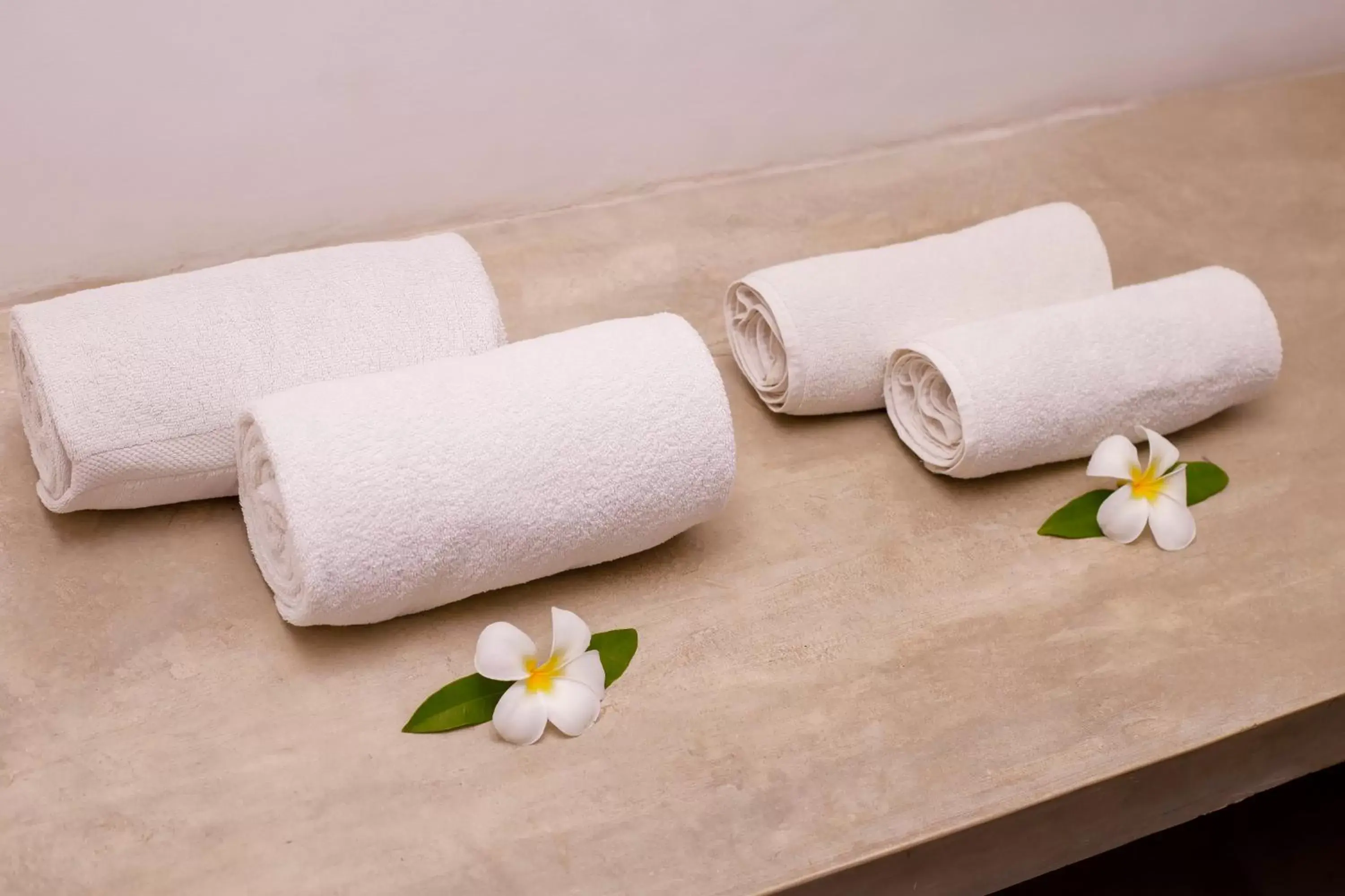 Bathroom in St.Lachlan Hotel & Suites