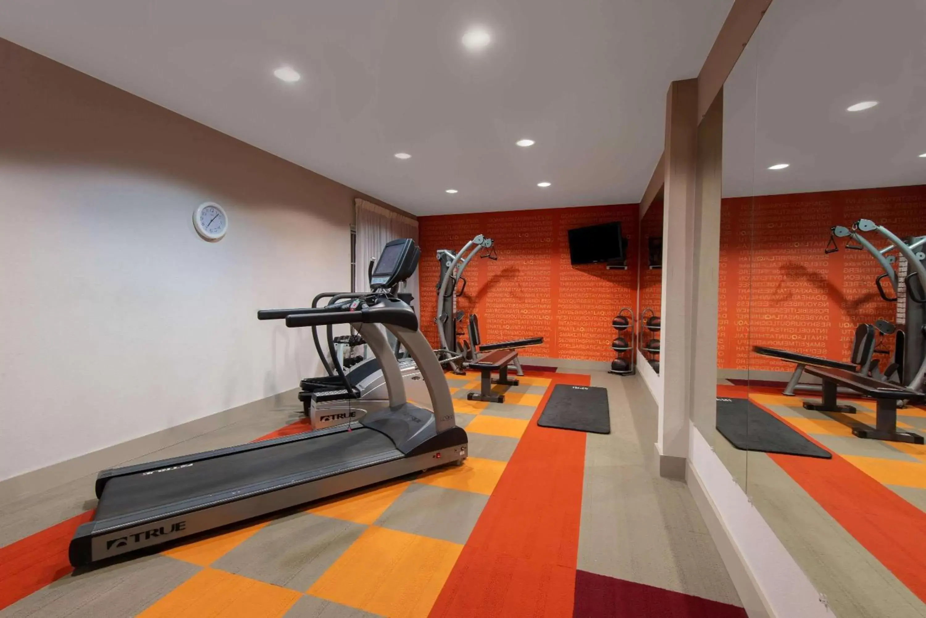 Fitness centre/facilities, Fitness Center/Facilities in La Quinta by Wyndham Harrisburg-Hershey