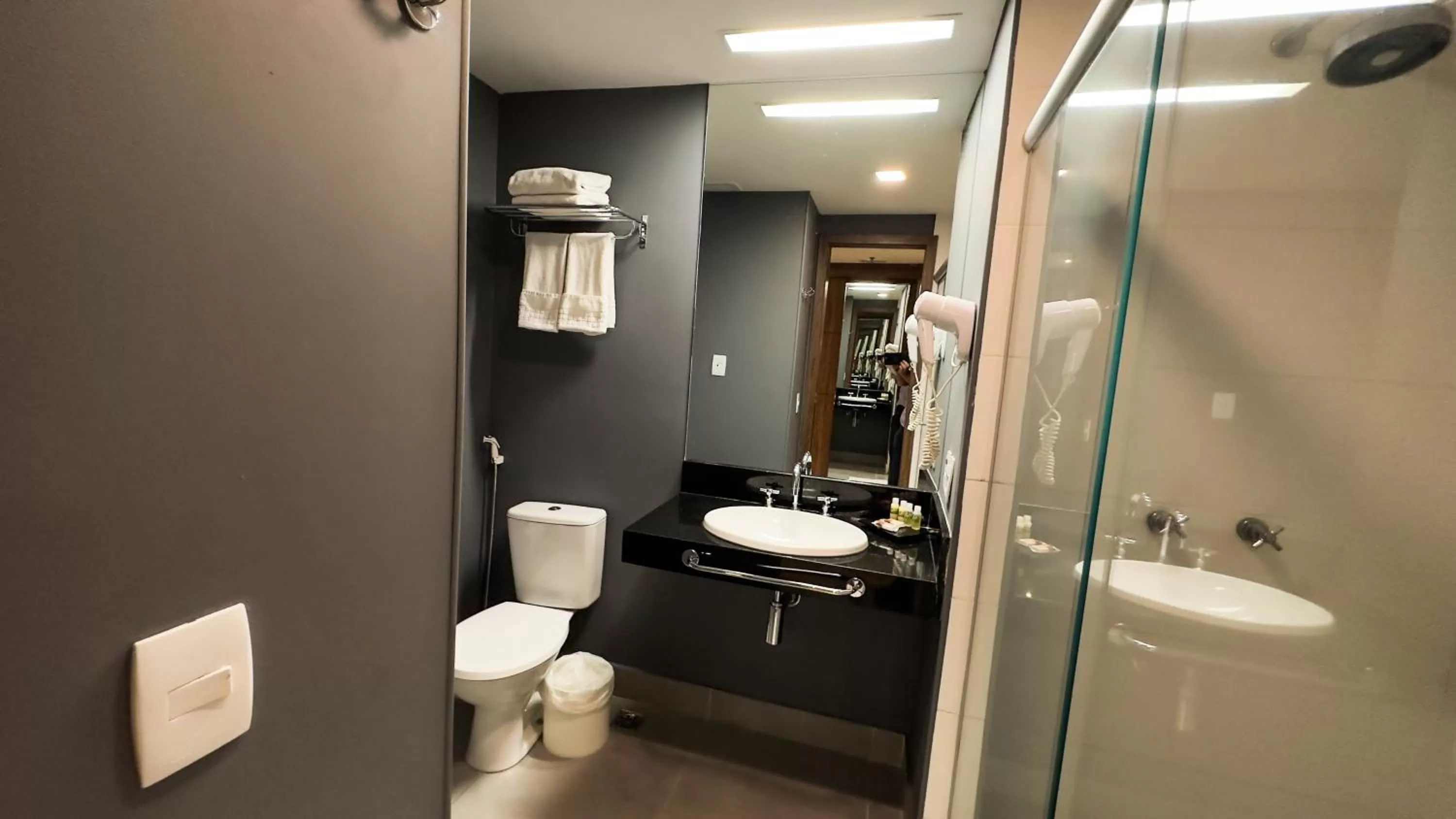 Bathroom in Hotel Vivenzo Savassi Belo Horizonte