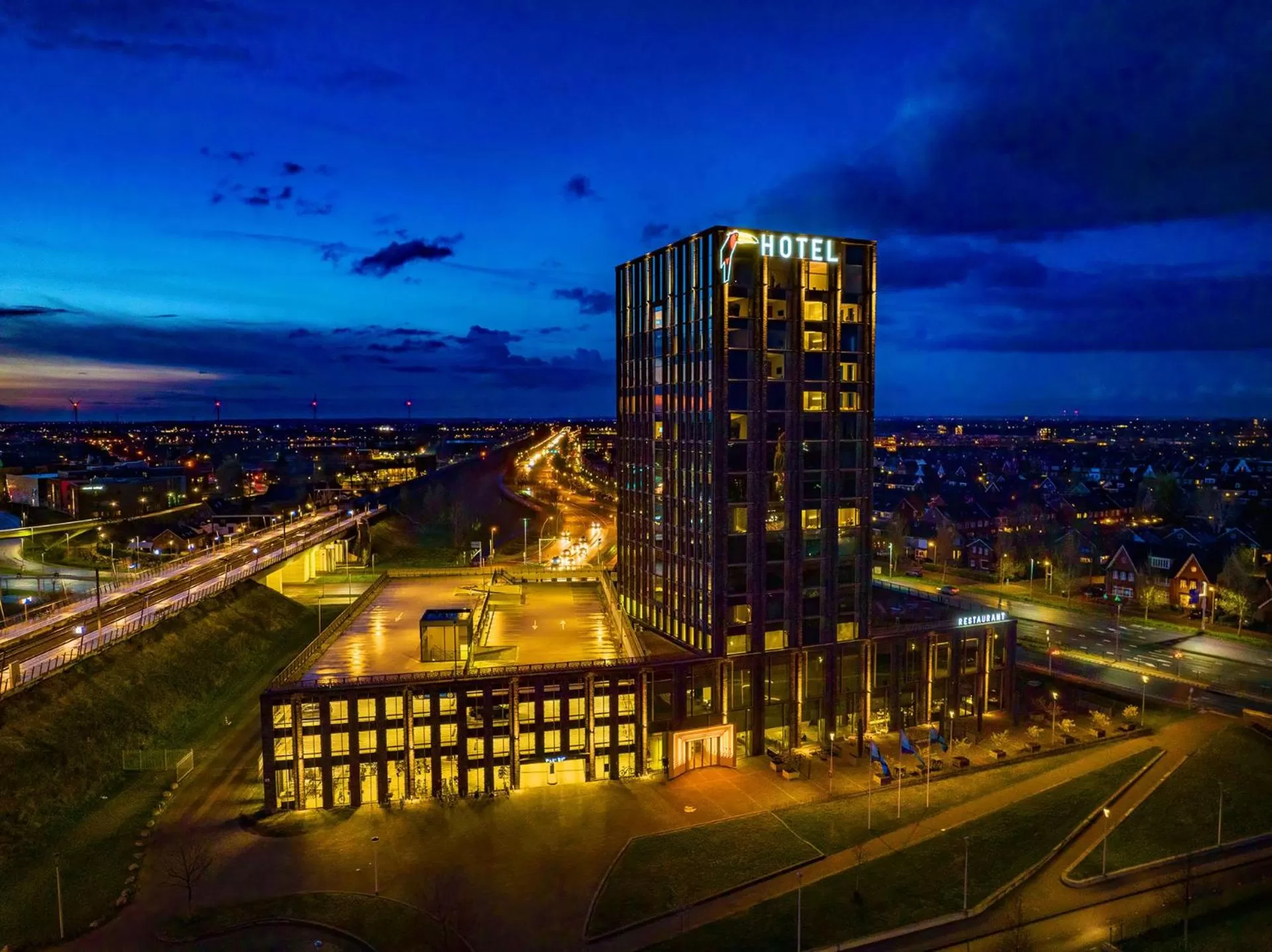 Property building in Van der Valk Hotel Nijmegen-Lent