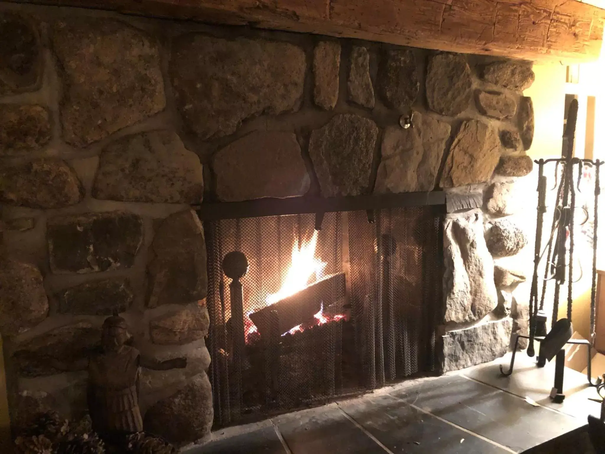 Seating area, BBQ Facilities in Auberge Le Tricorne