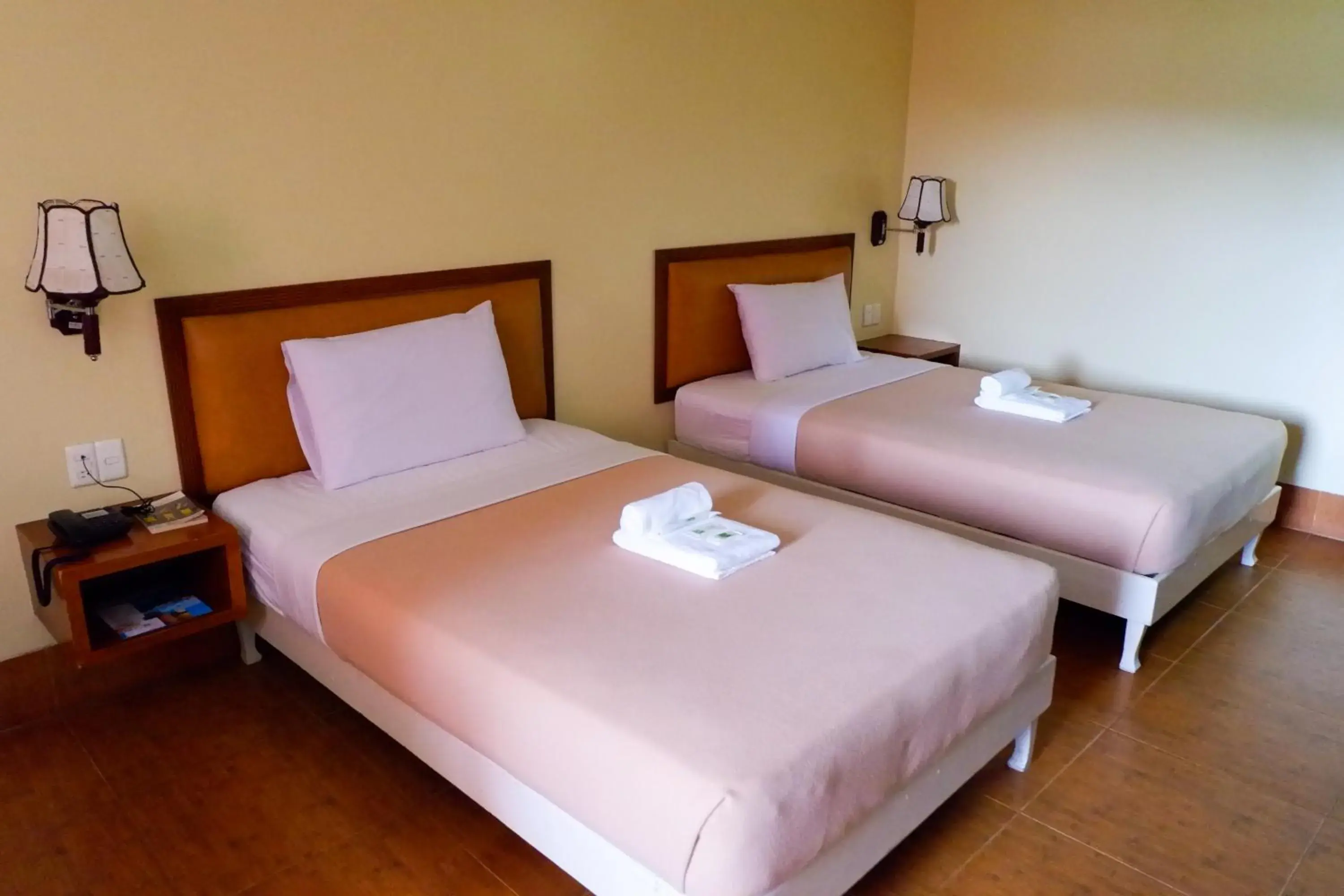 Bed in Albergo Hotel Bed in Albergo Hotel