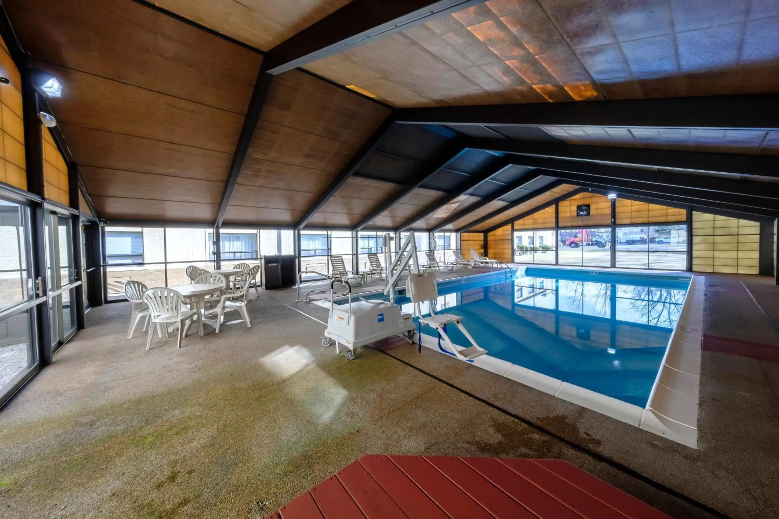 Swimming Pool in Red Roof Inn & Suites Newburgh - Stewart Airport