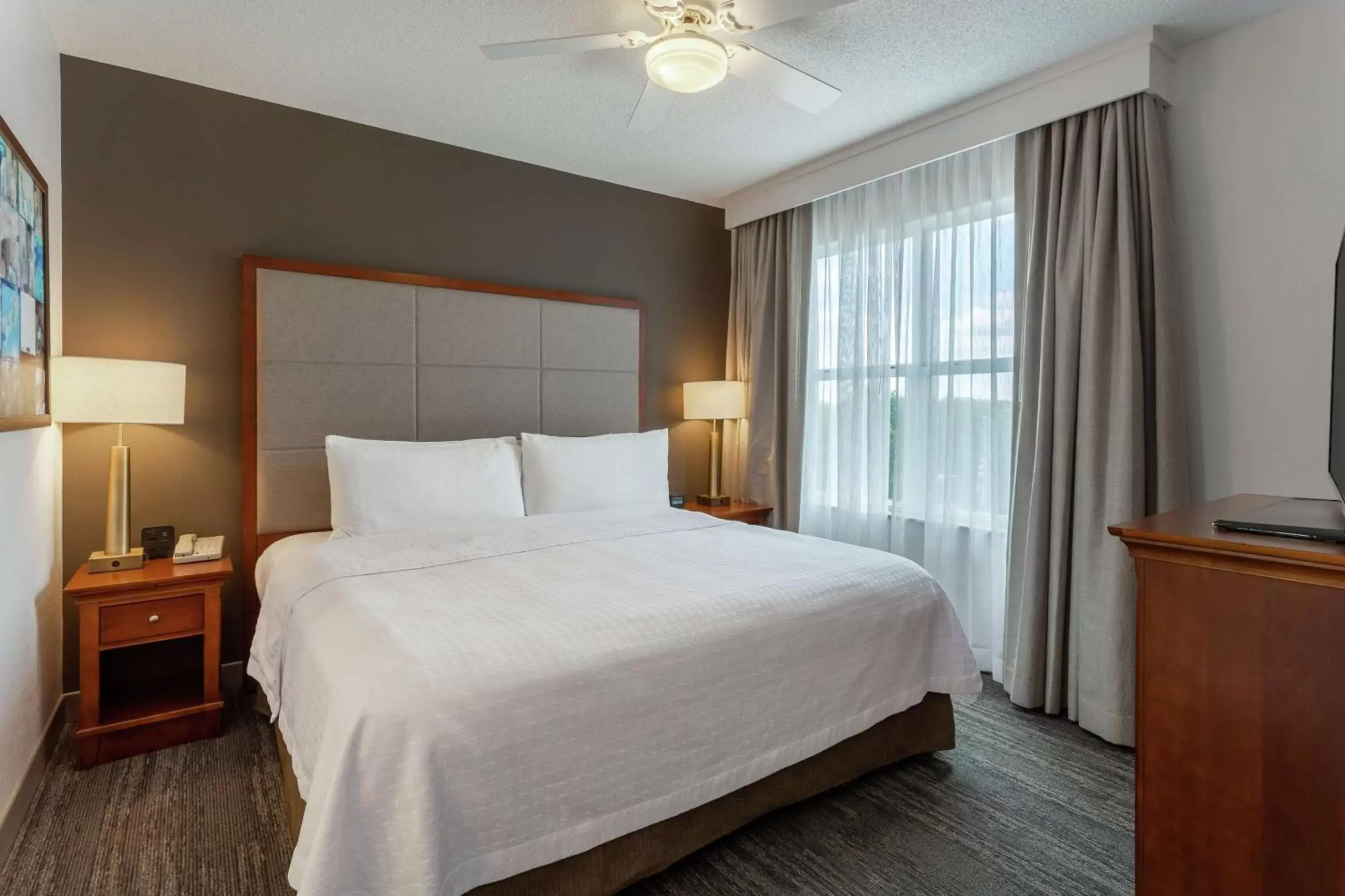 Bed in Homewood Suites by Hilton Albany