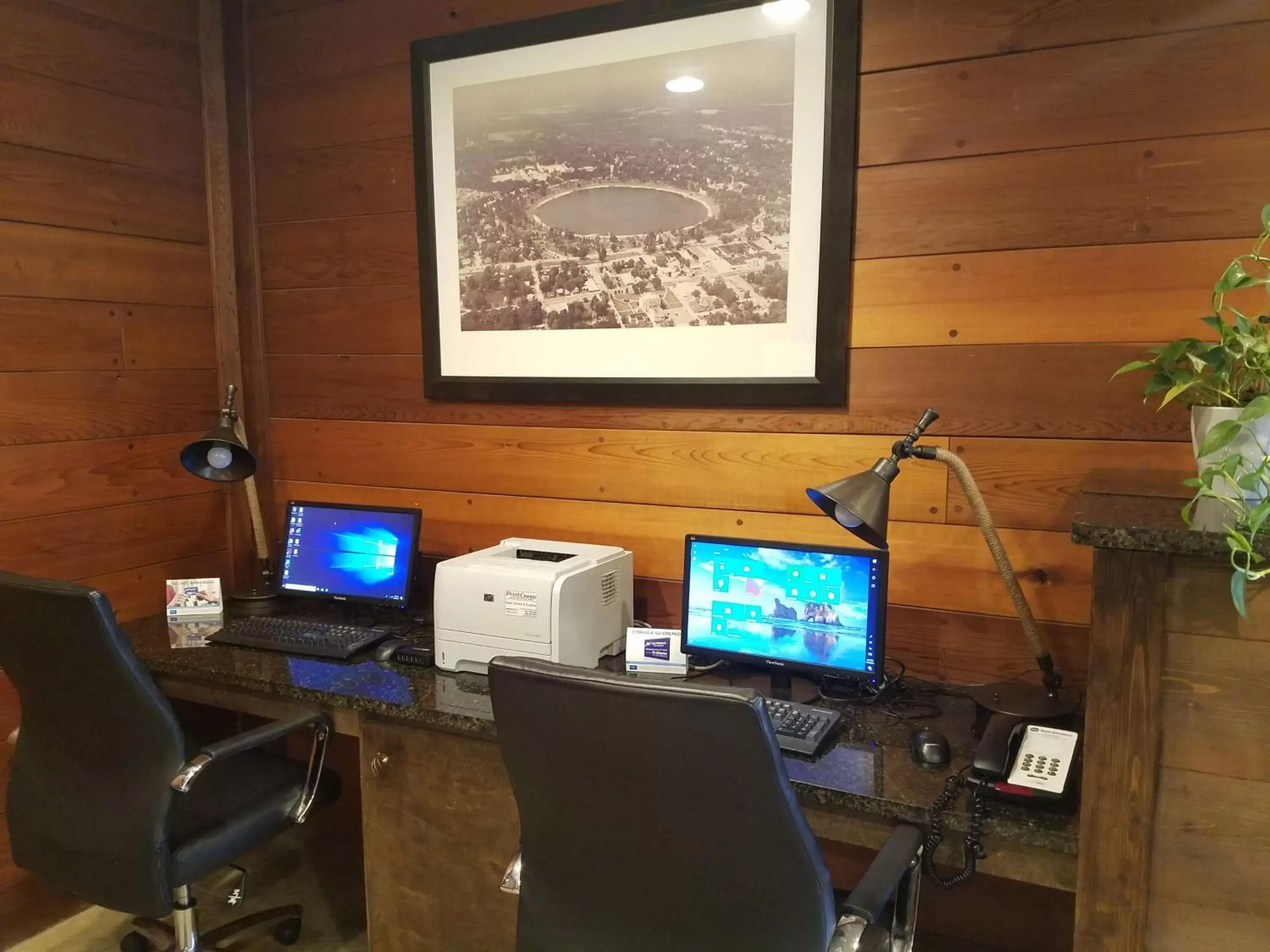 Lobby or reception in Best Western Crossroads Inn Lobby or reception in Best Western Crossroads Inn