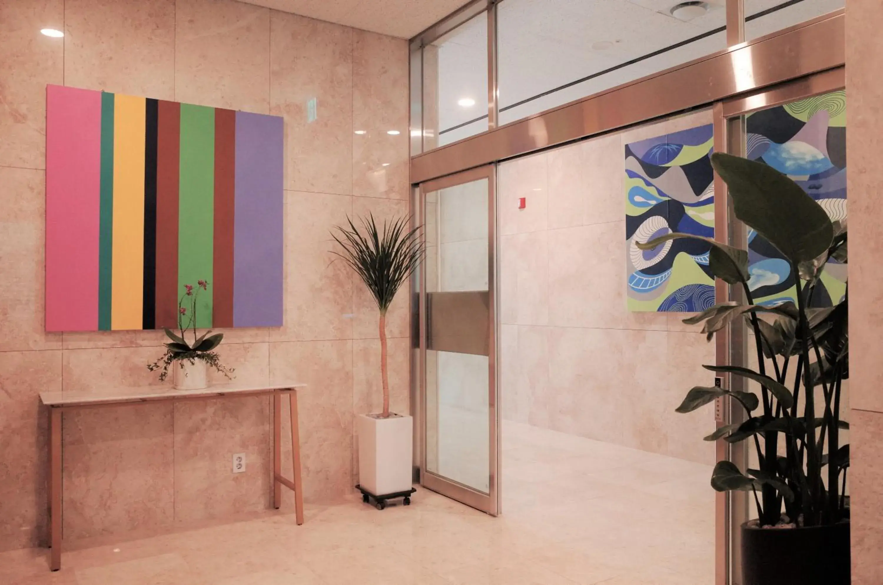 Lobby or reception, Bathroom in Hi Residences