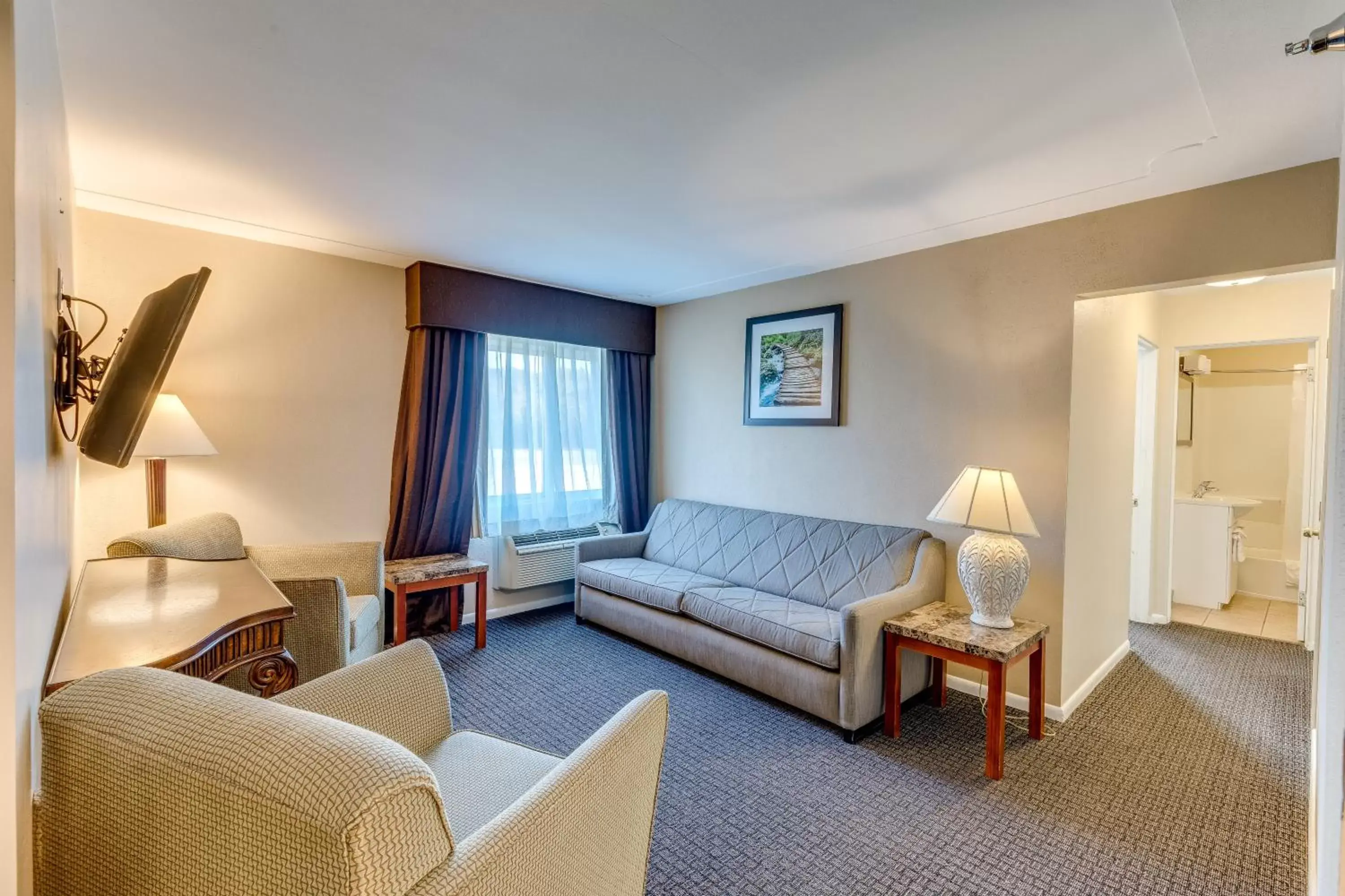 Living room, Seating Area in Best Western Lakewinds