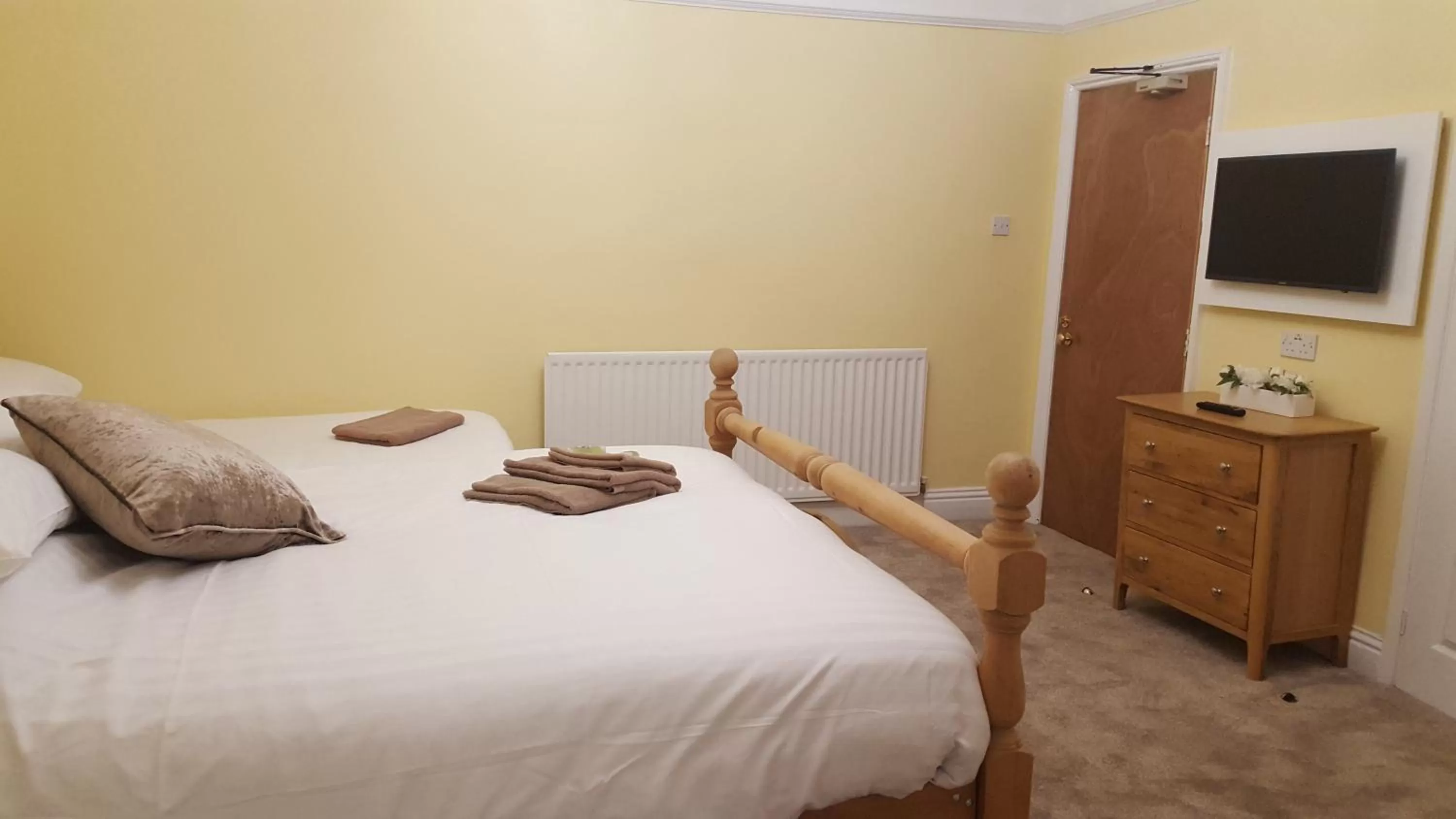 Bed in The Beacon Hotel