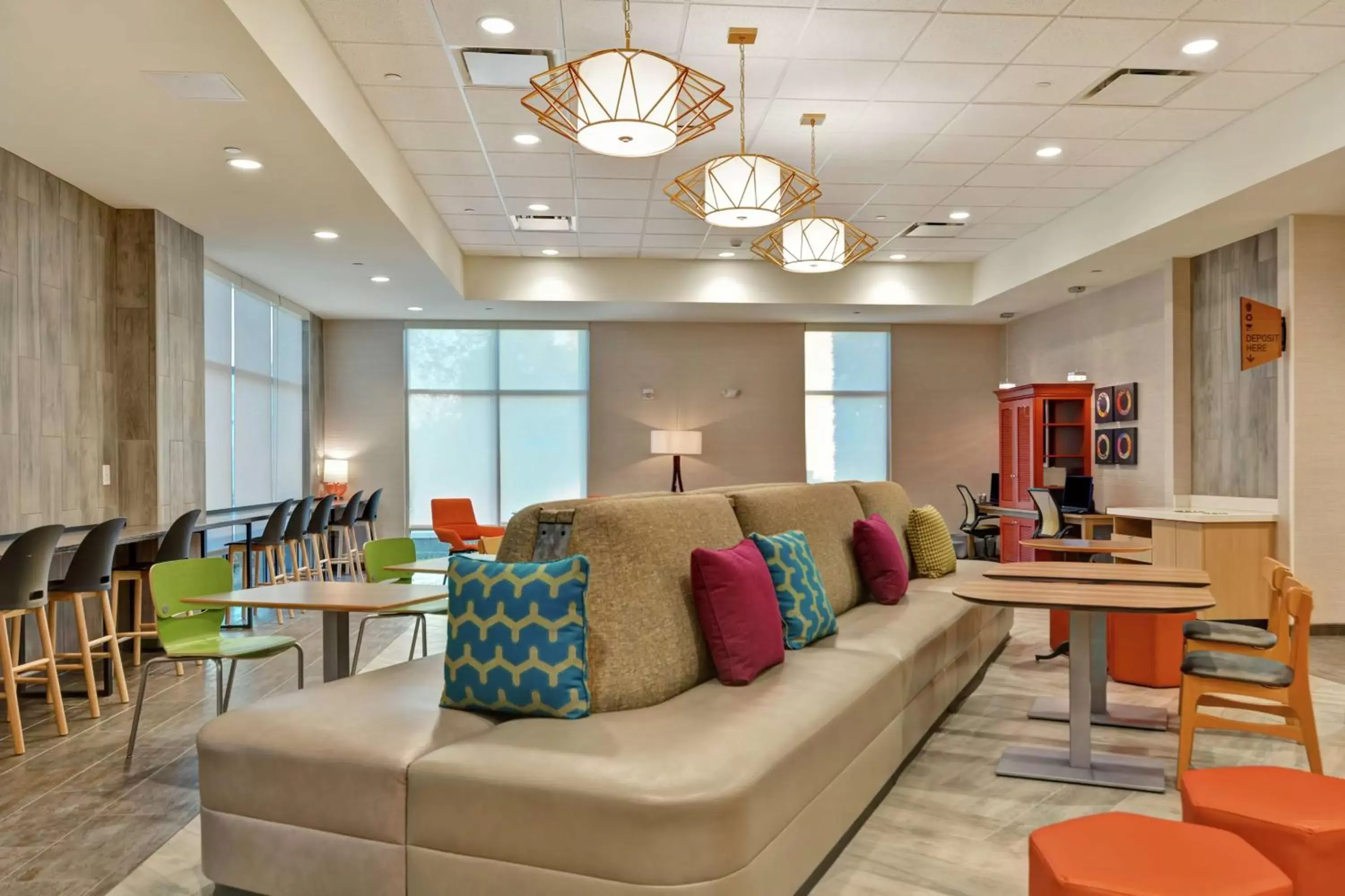 Business facilities, Seating Area in Home2 Suites By Hilton Charlotte Piper Glen