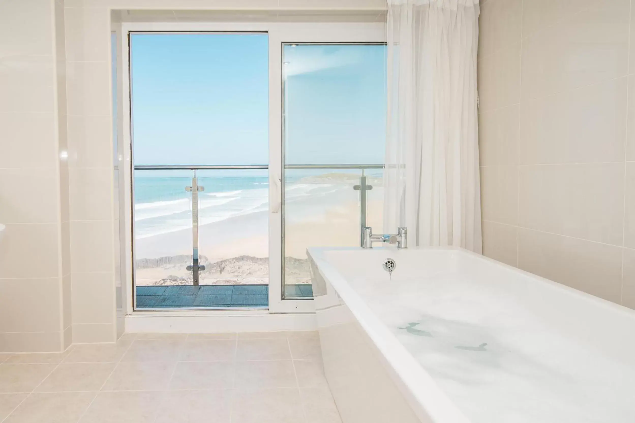 Bathroom in Fistral Beach Hotel and Spa - Adults Only