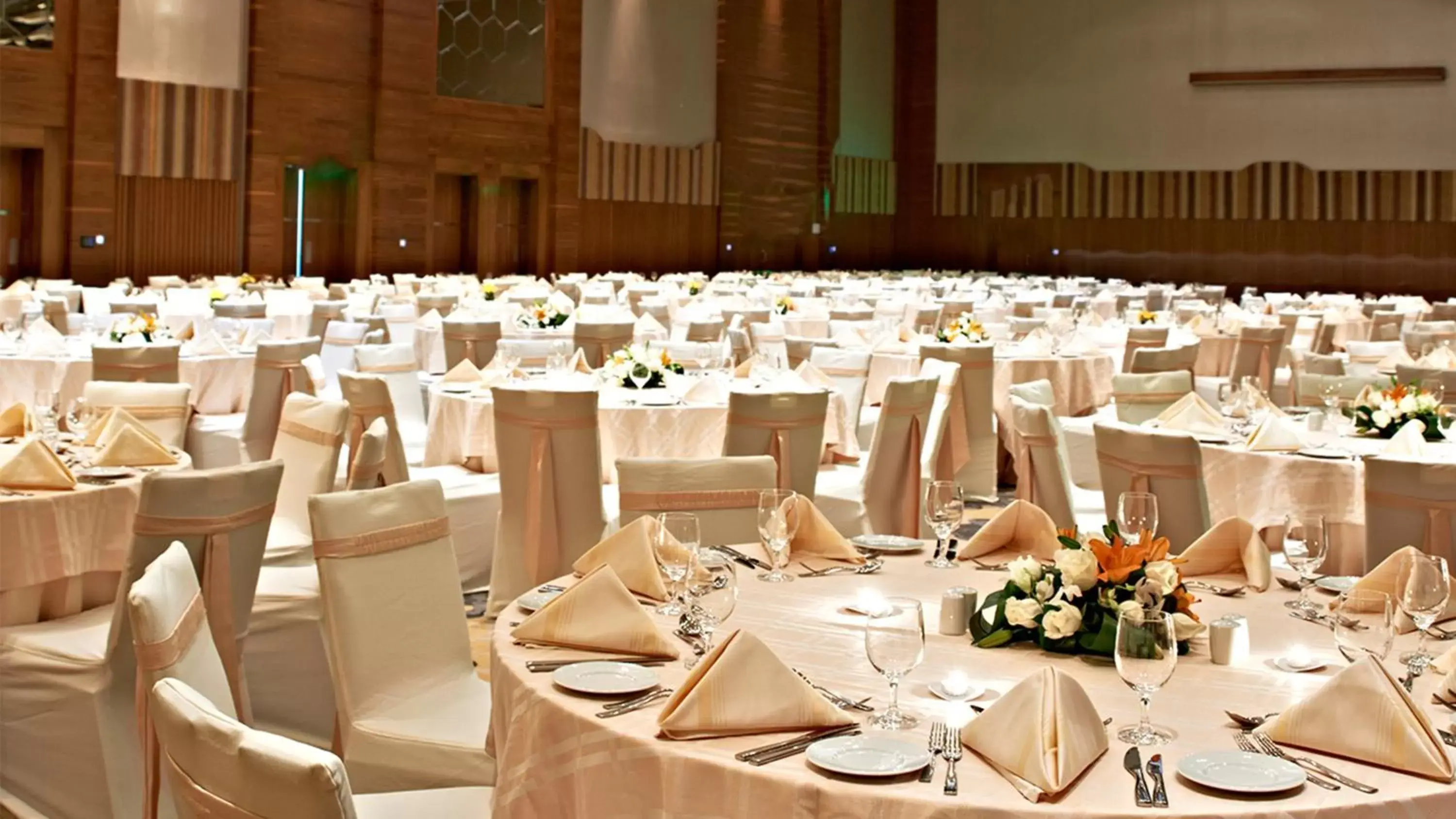 Banquet/Function facilities, Banquet Facilities in InterContinental Doha The City, an IHG Hotel