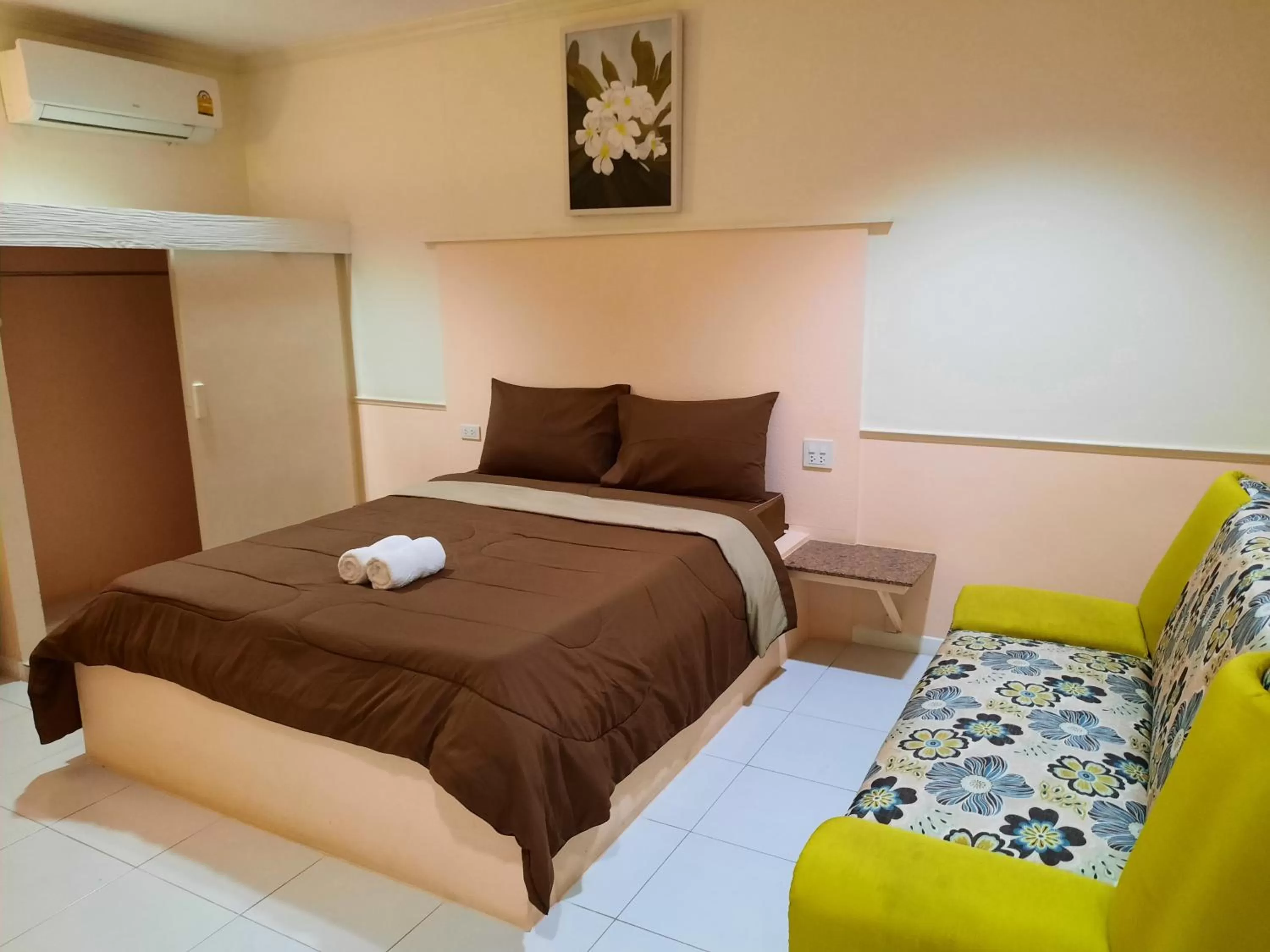 Bed in Fancy Carp Resort