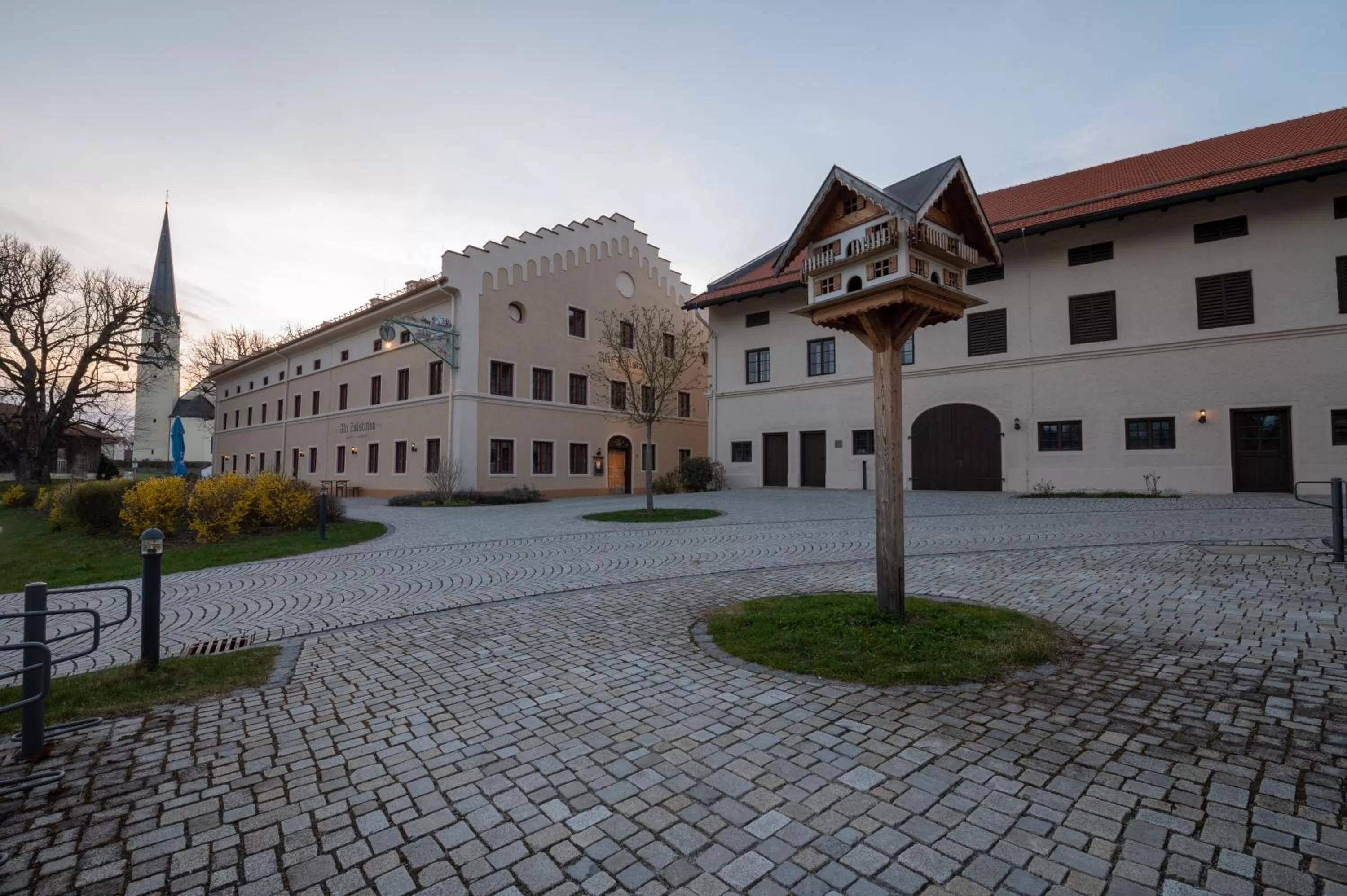 Property building in LANDHOTEL ALTE ZOLLSTATION- Historical Building