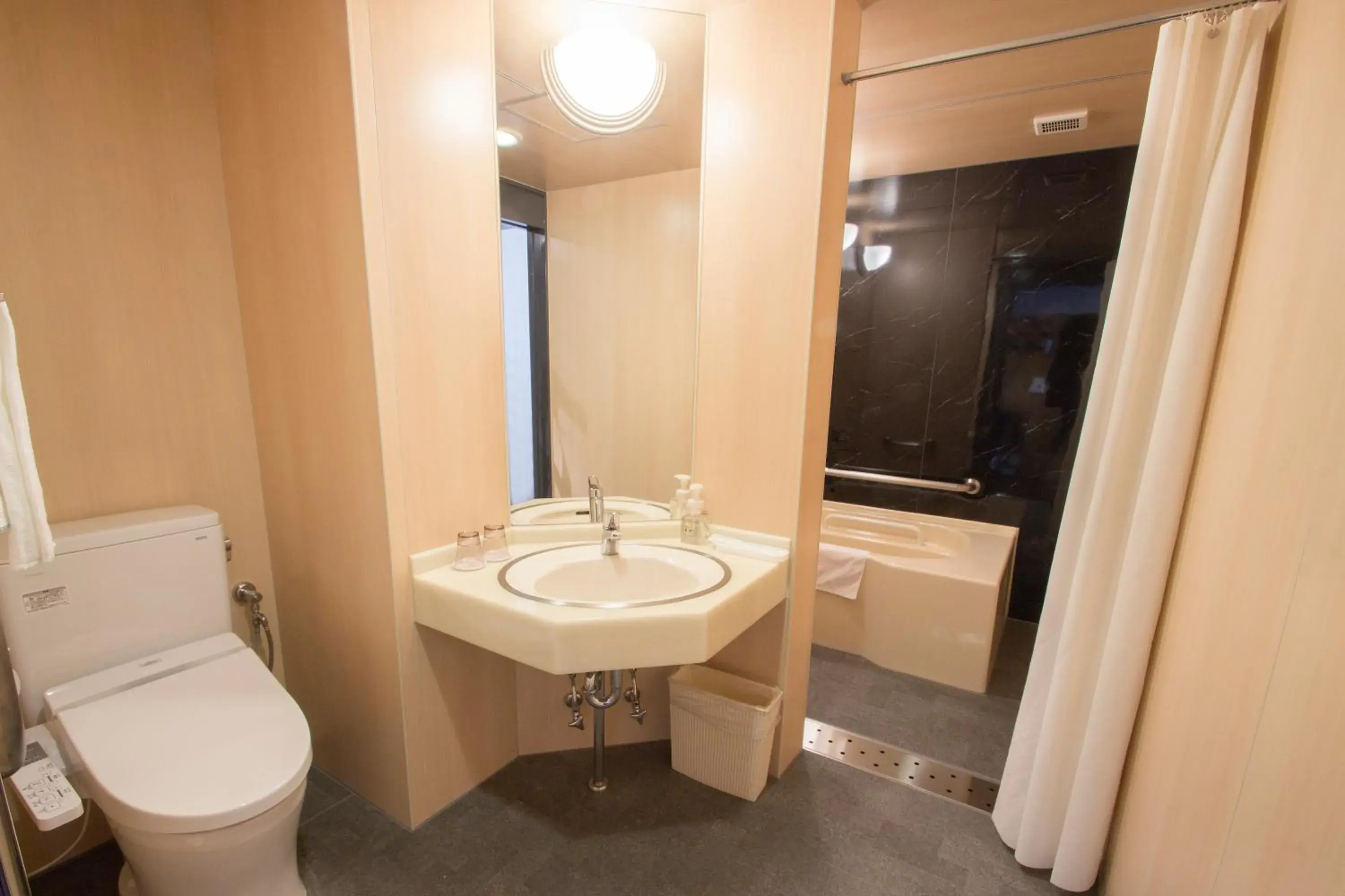 Bathroom in Hearton Hotel Kyoto