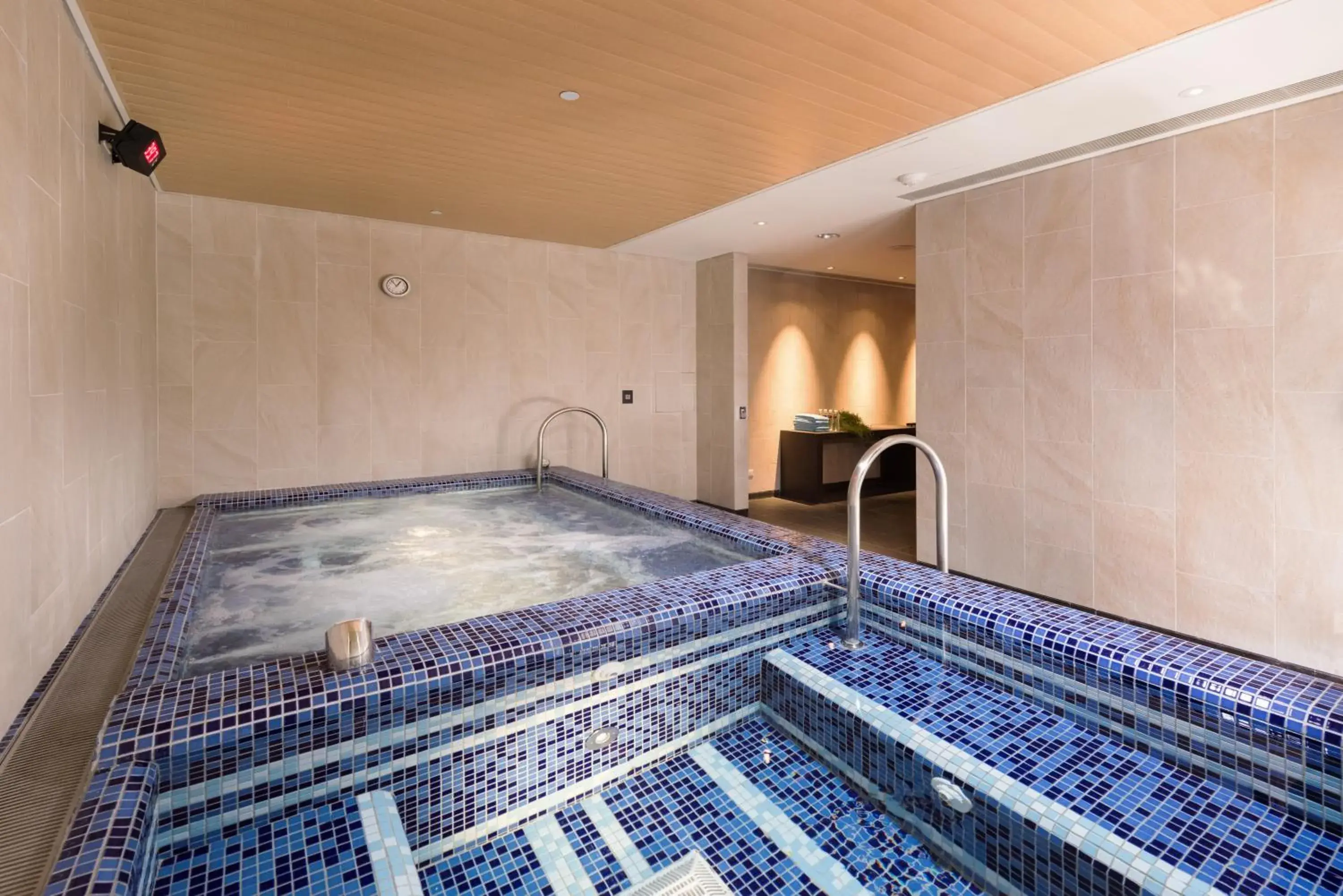 Spa and wellness centre/facilities, Swimming Pool in Crowne Plaza Tainan, an IHG Hotel