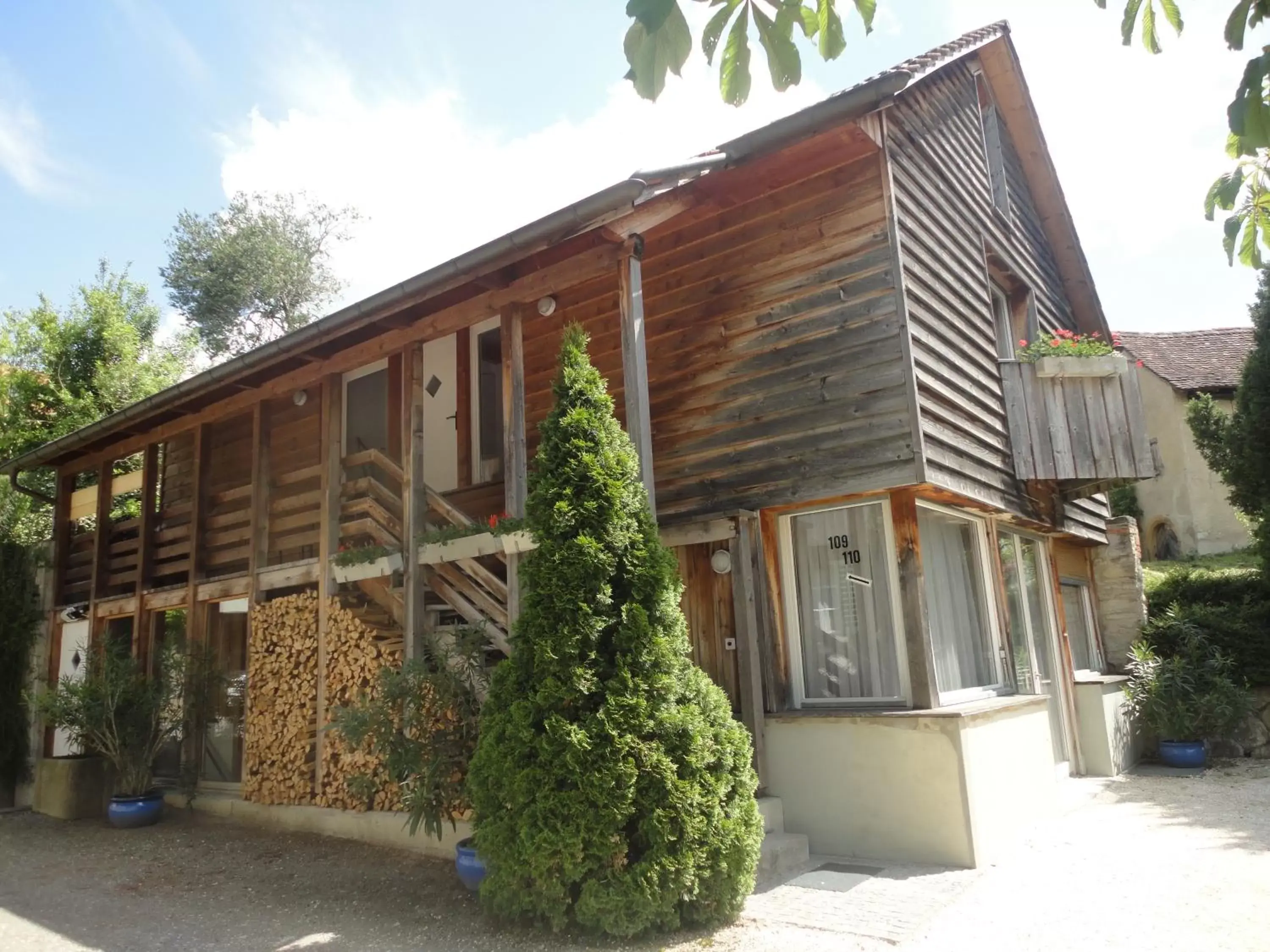 Facade/entrance, Property Building in Hotel Gasthaus Hirschen