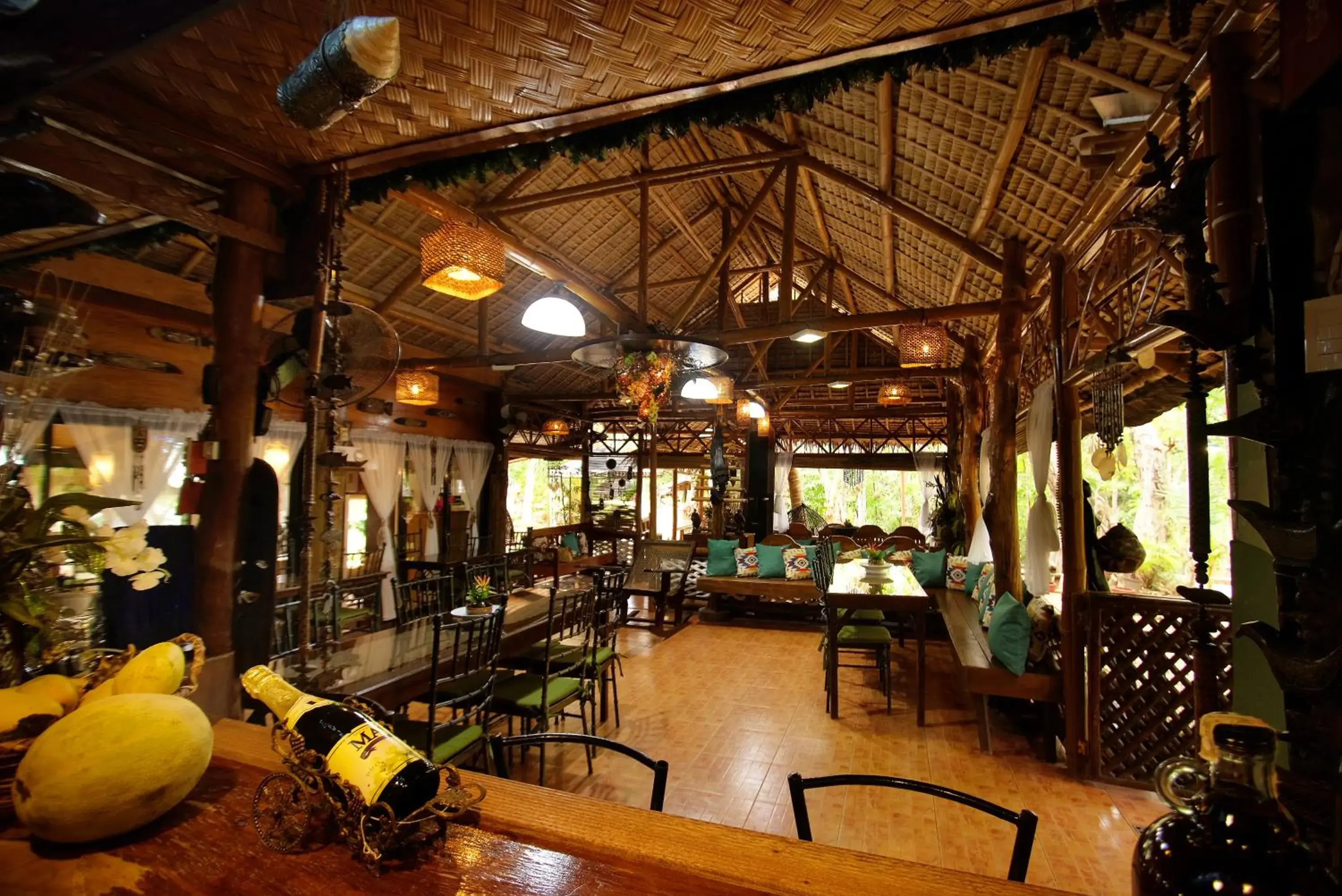 Restaurant/Places to Eat in Villa Khadine Grand Vista Resort