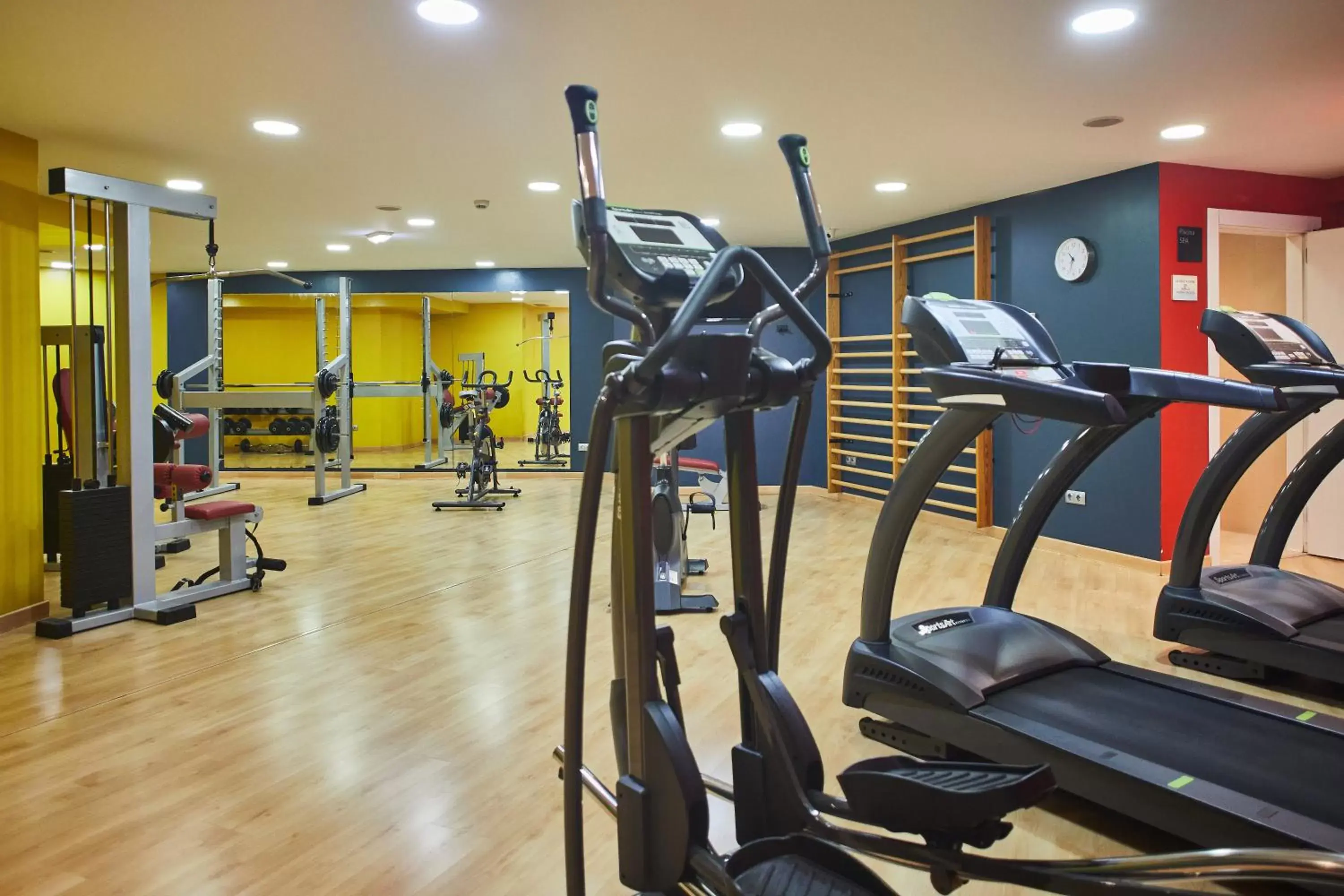 Fitness centre/facilities in Silken Ciudad Gijón Fitness centre/facilities in Silken Ciudad Gijón