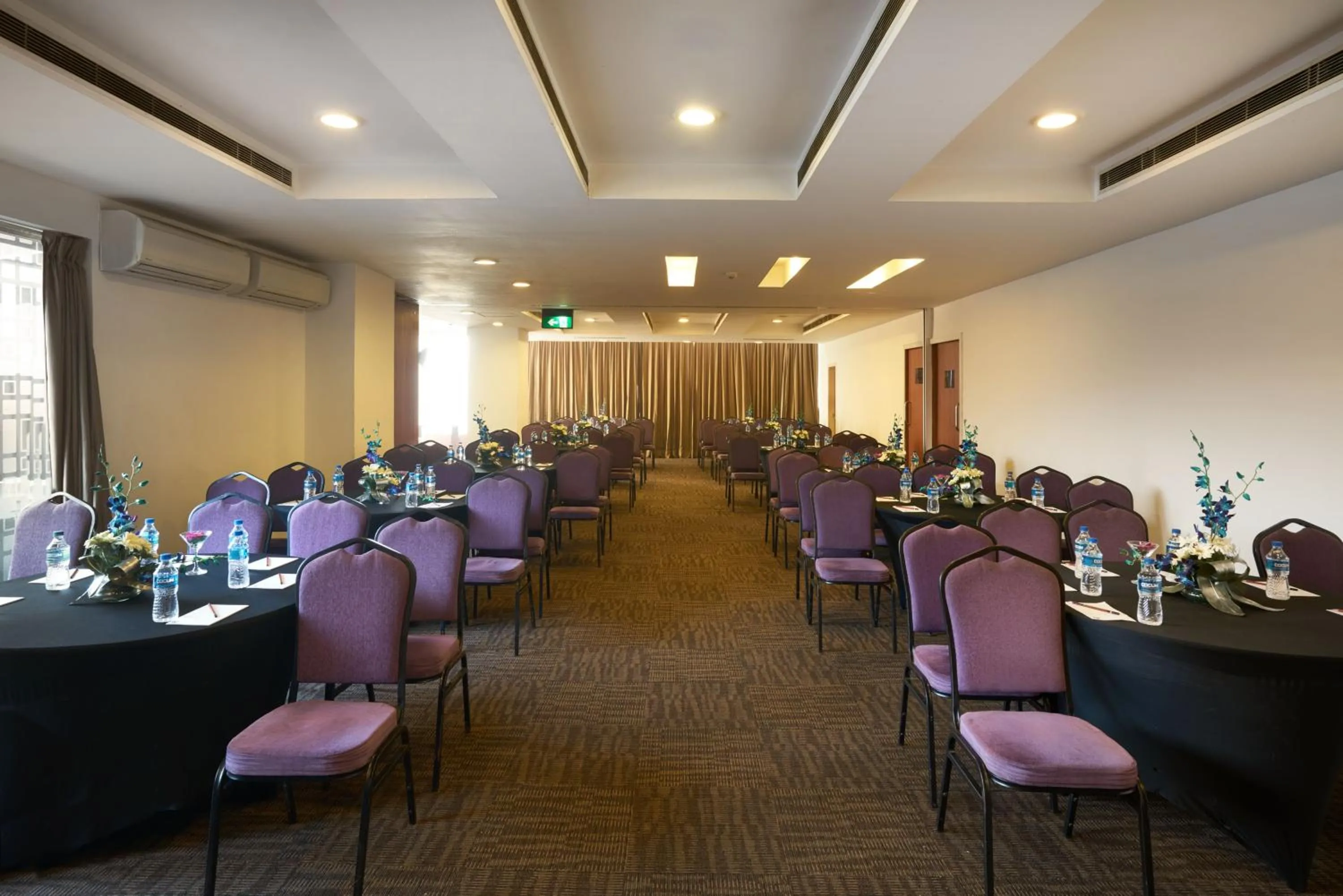 Banquet/Function facilities in Caspia Hotel New Delhi
