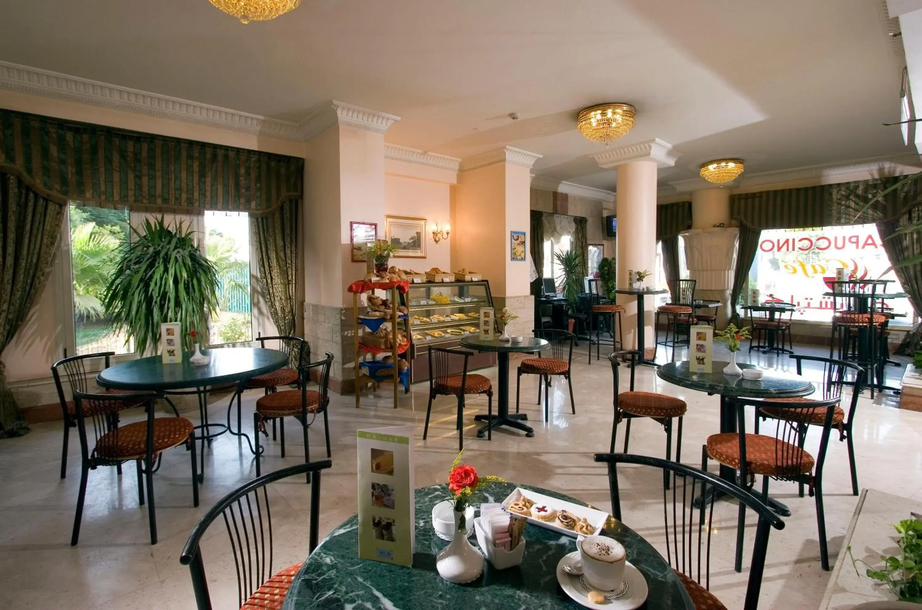 Restaurant/Places to Eat in Swiss Inn Nile Hotel