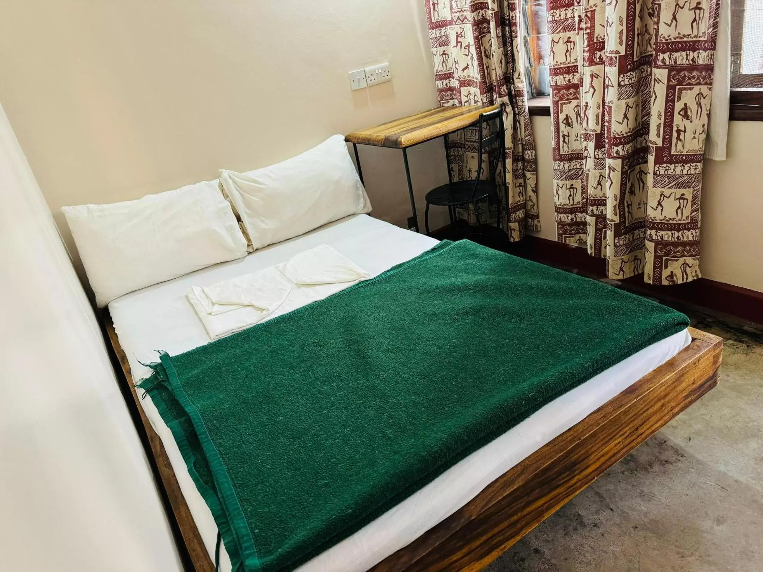 Bed in Arusha Backpackers Hotel