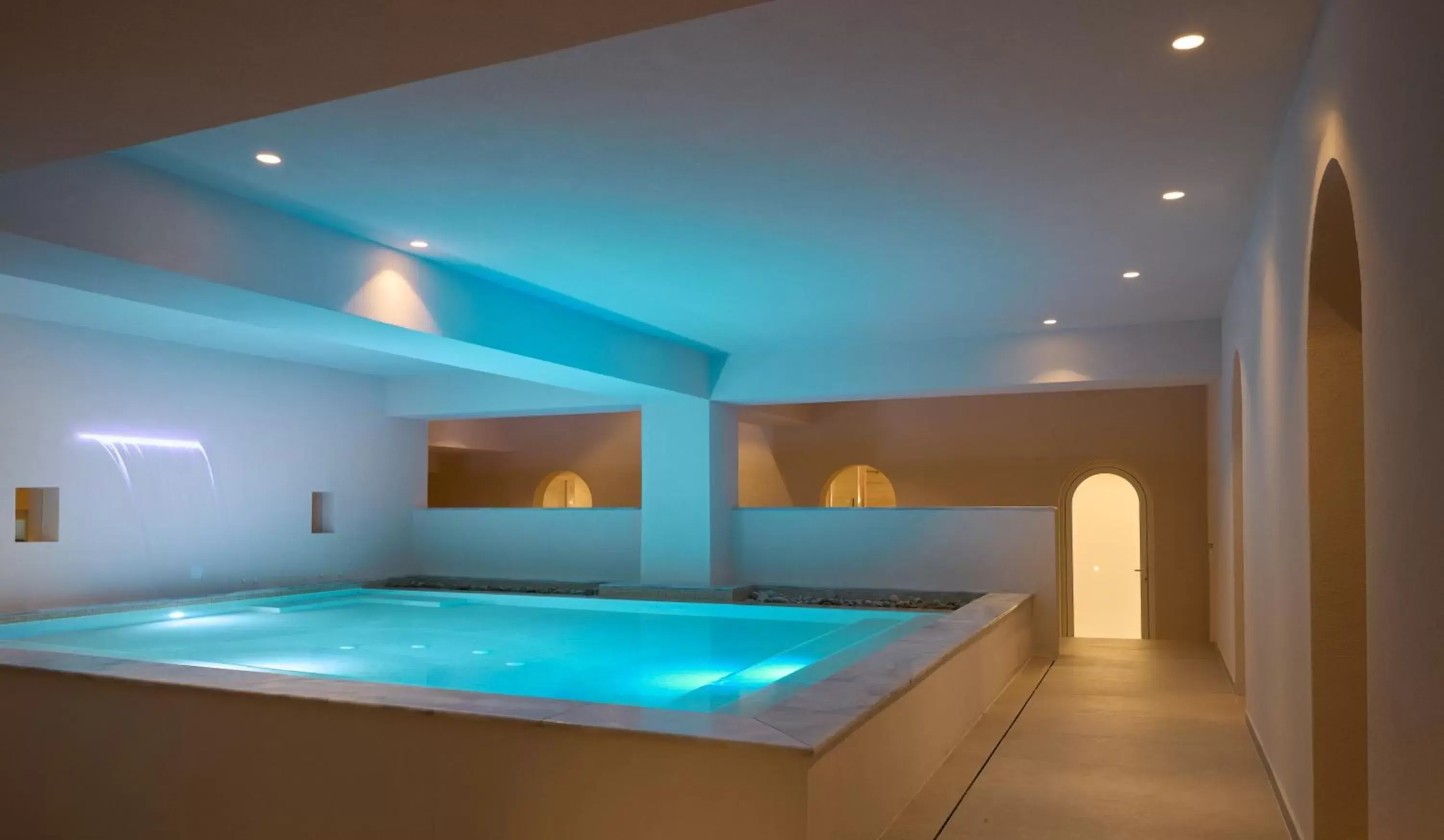 Spa and wellness centre/facilities, Swimming Pool in Lucy Hotel