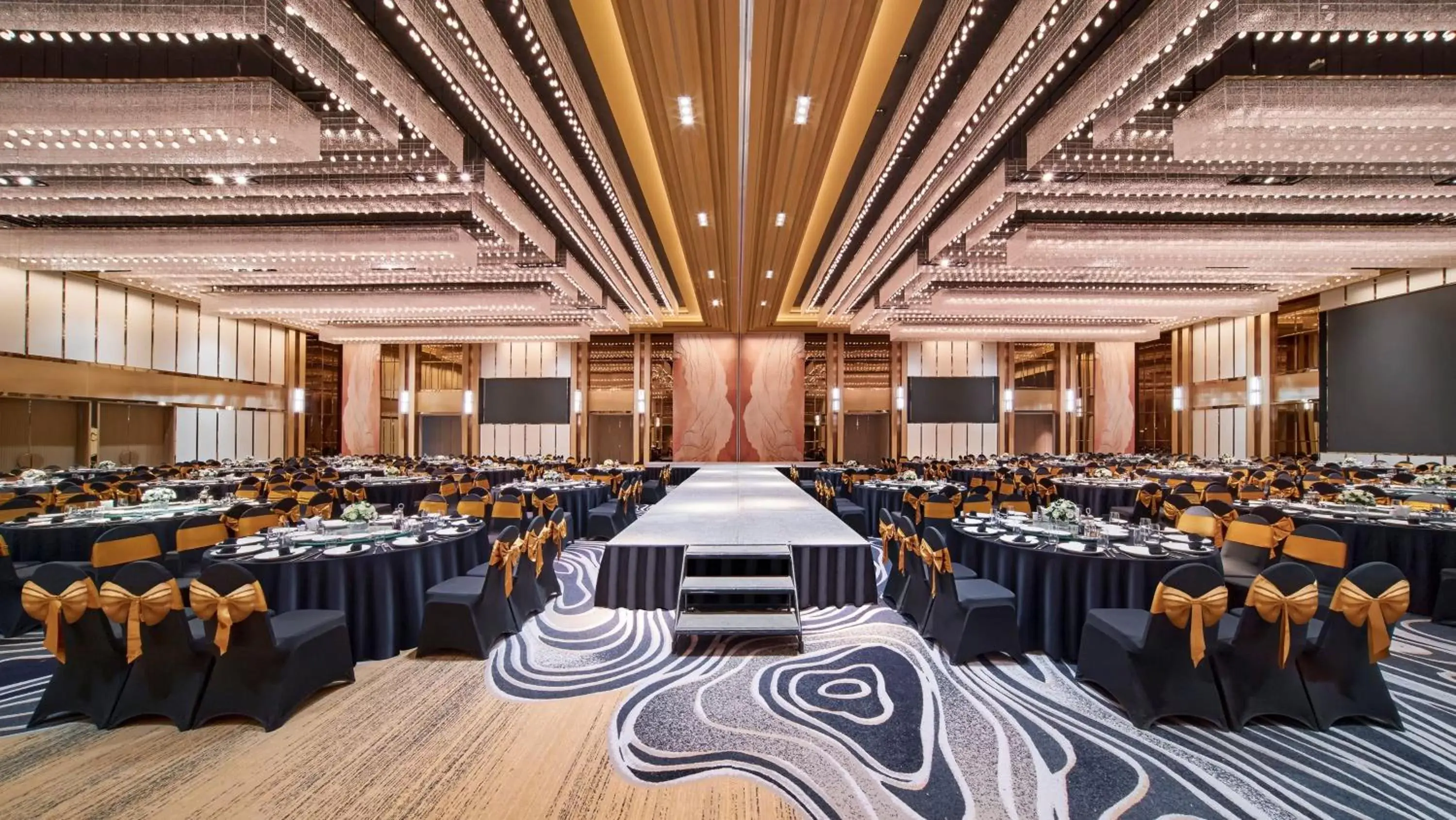 Banquet/Function facilities, Banquet Facilities in InterContinental Residences Saigon, an IHG Hotel