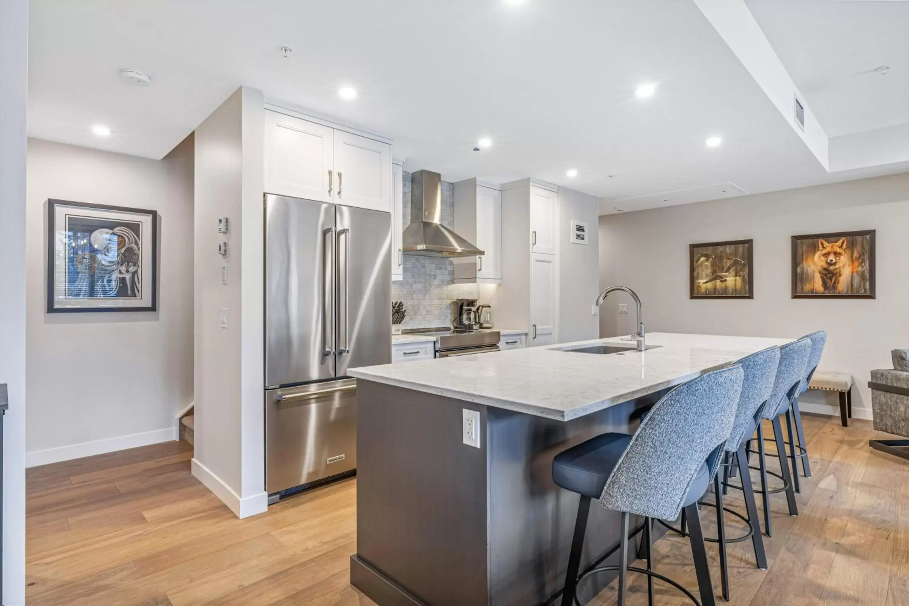 Kitchen or kitchenette, Kitchen/Kitchenette in Tamarack Lodge by Spring Creek Vacations