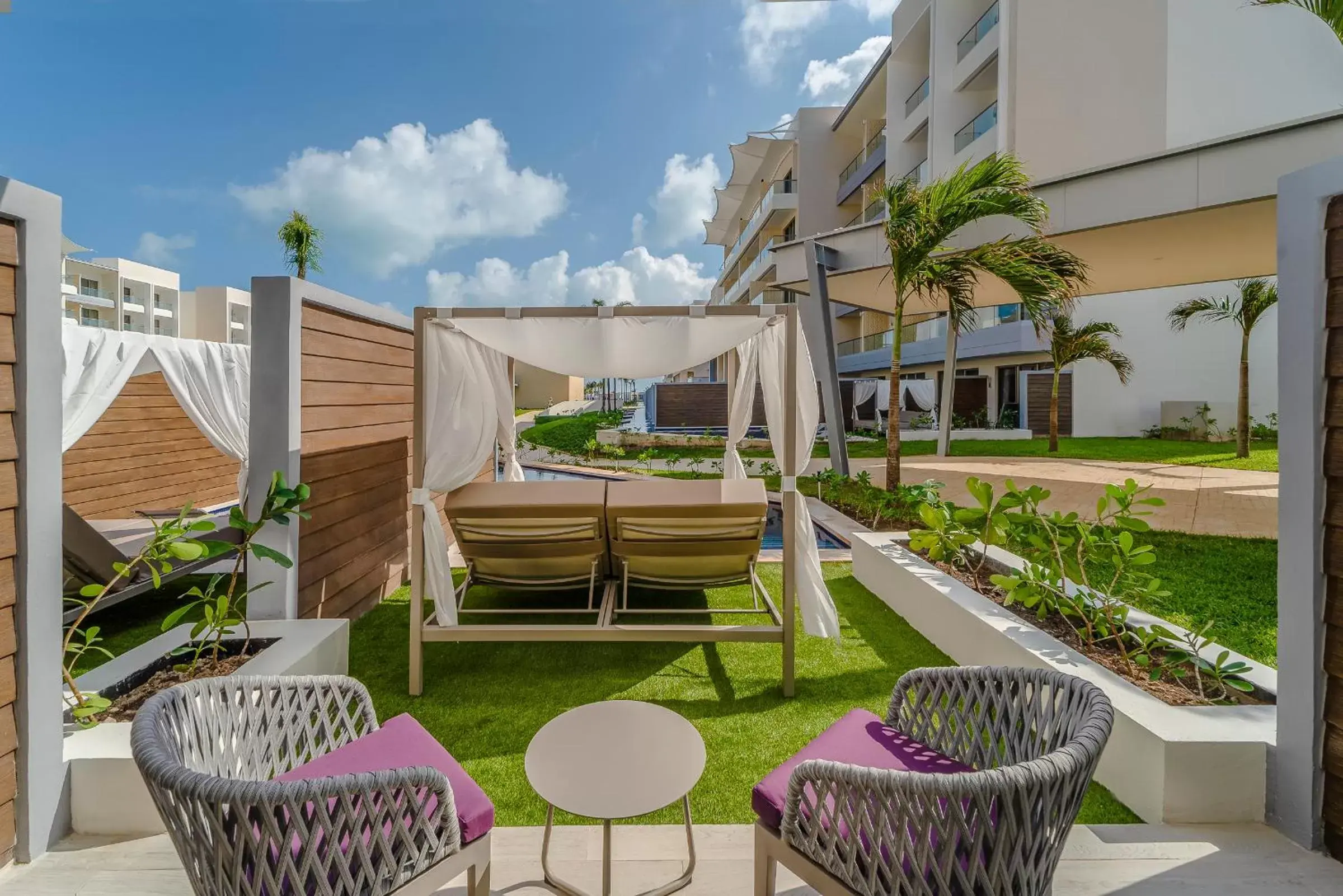 Patio in Planet Hollywood Cancun, An Autograph Collection All-Inclusive Resort