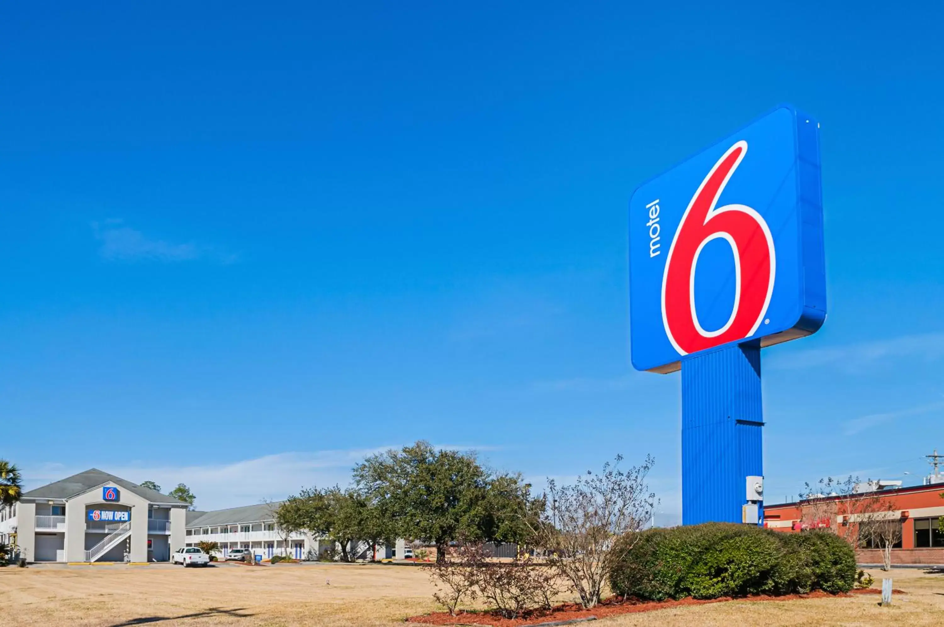 Property logo or sign in Motel 6-Bay Saint Louis, MS