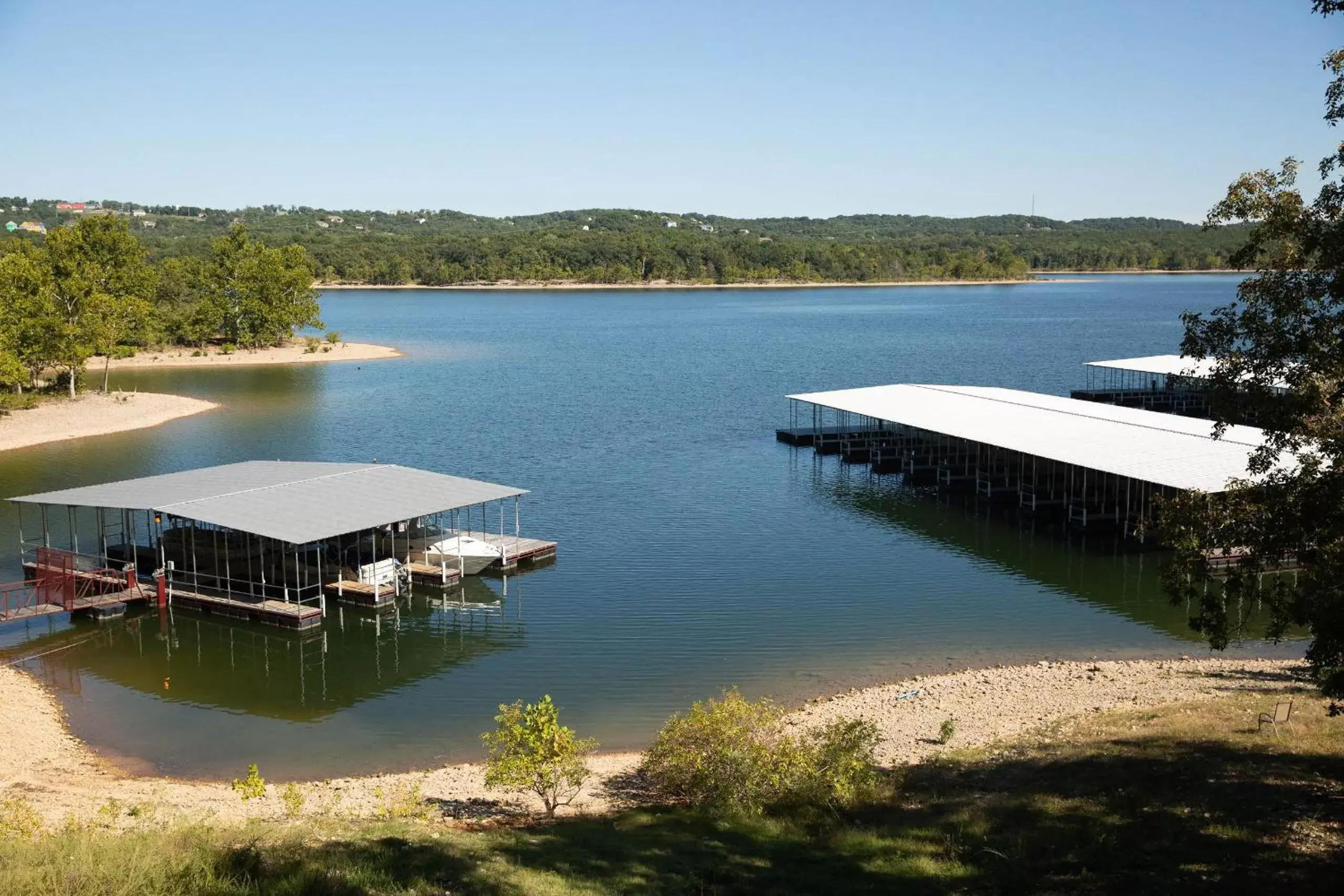 Lake view in Table Rock Resorts at Indian Point