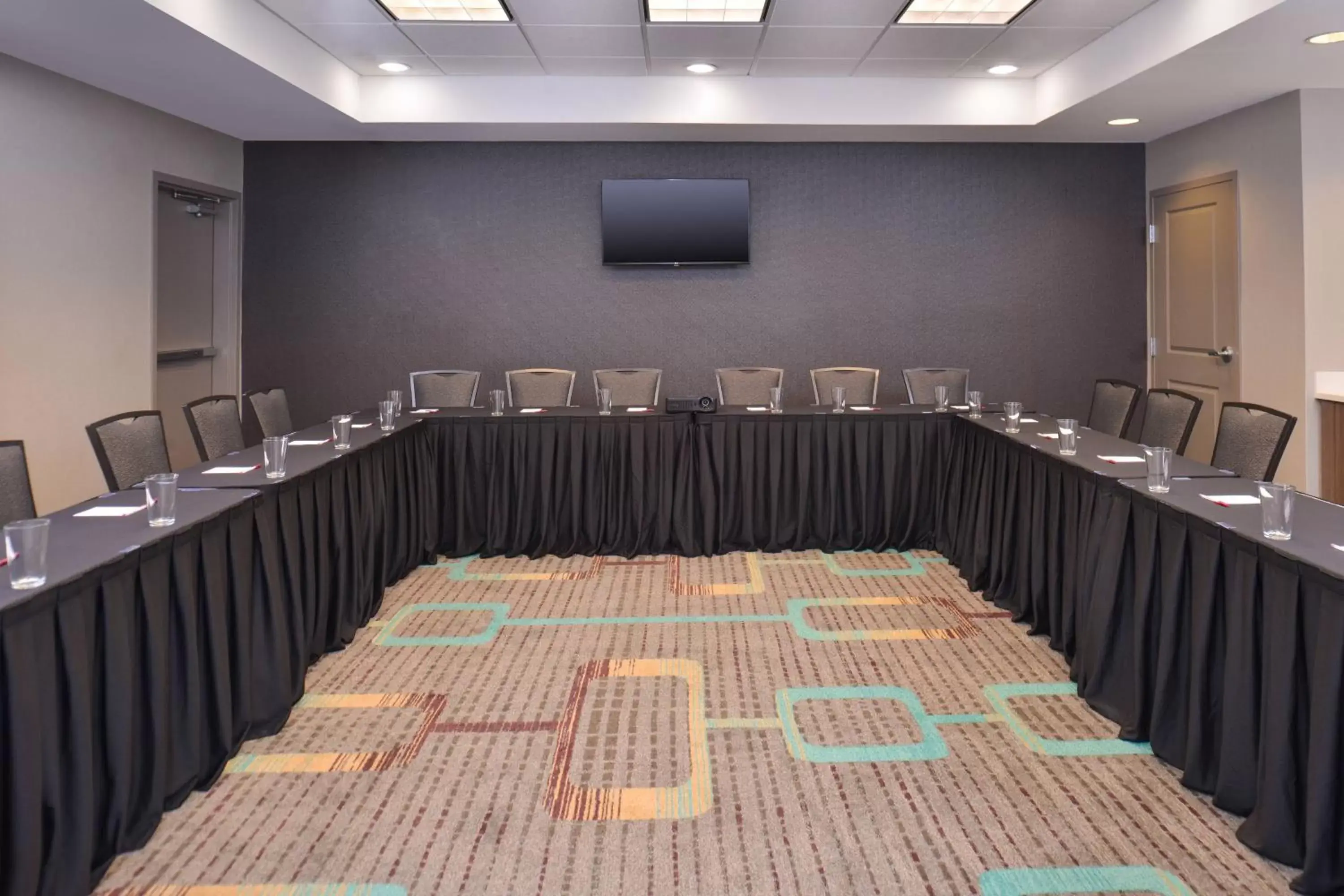 Meeting/conference room in Residence Inn by Marriott Cedar Rapids South