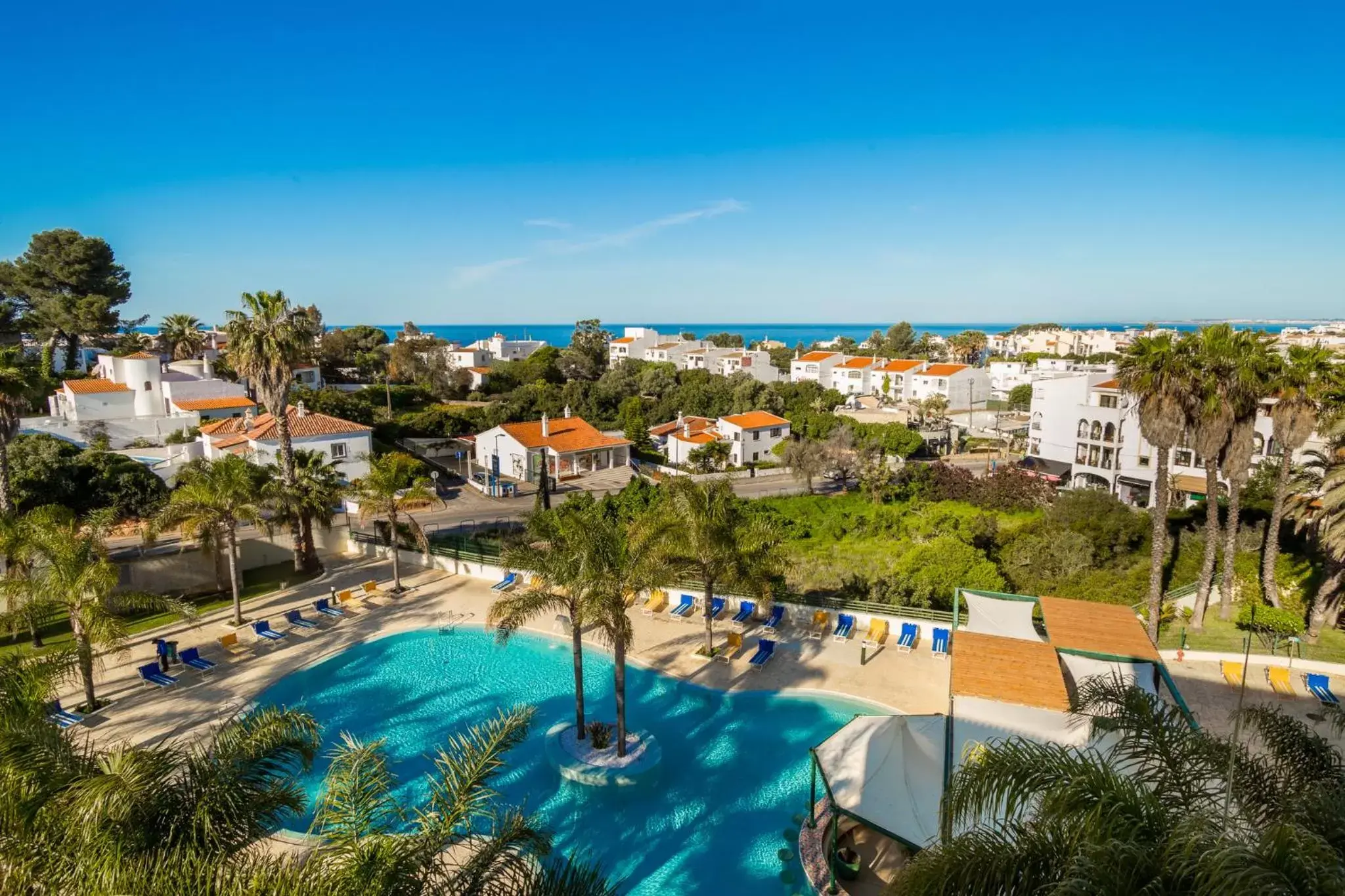 Pool View in Mirachoro Carvoeiro