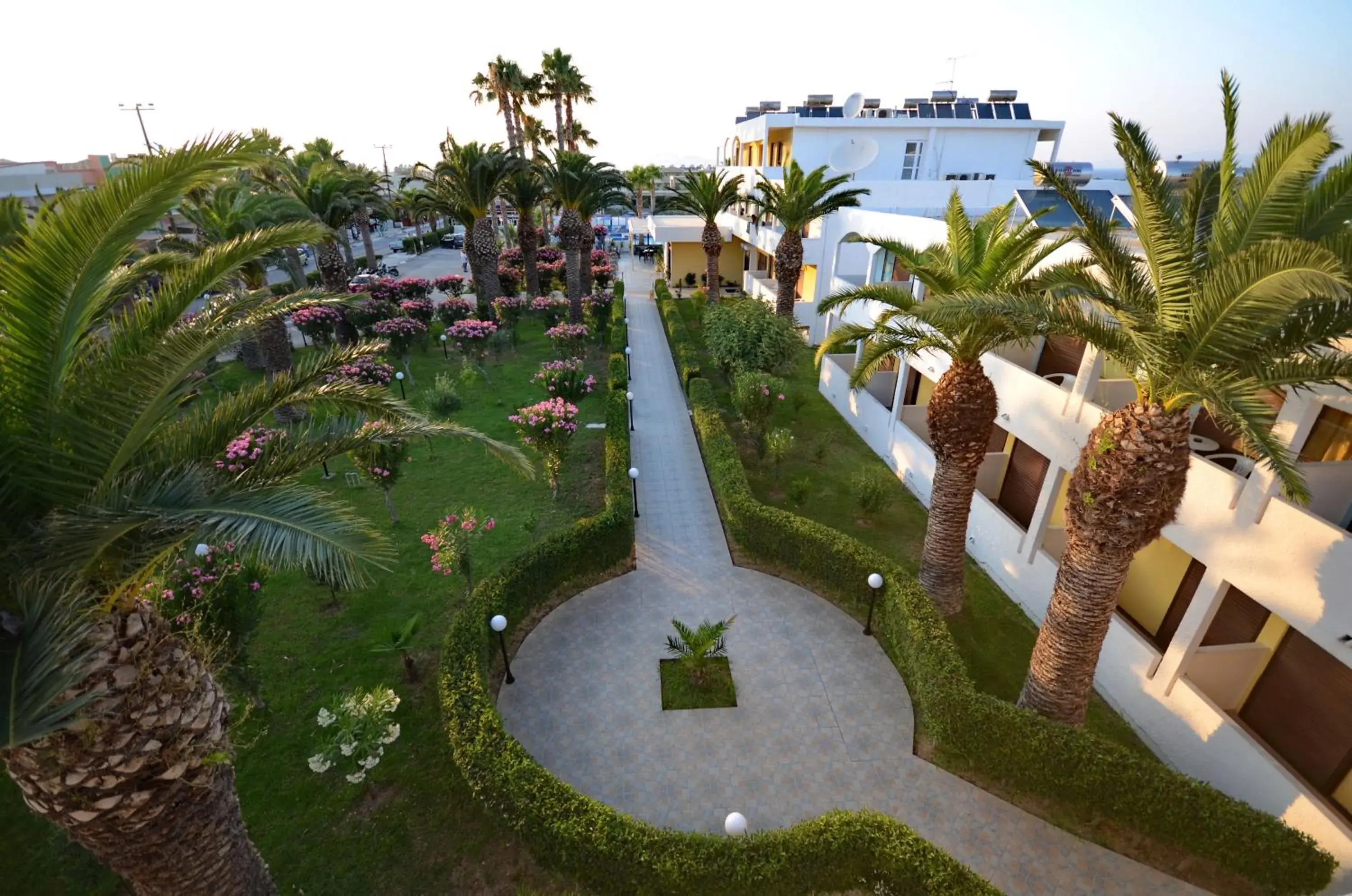 Garden view, Pool View in Tropical Sol