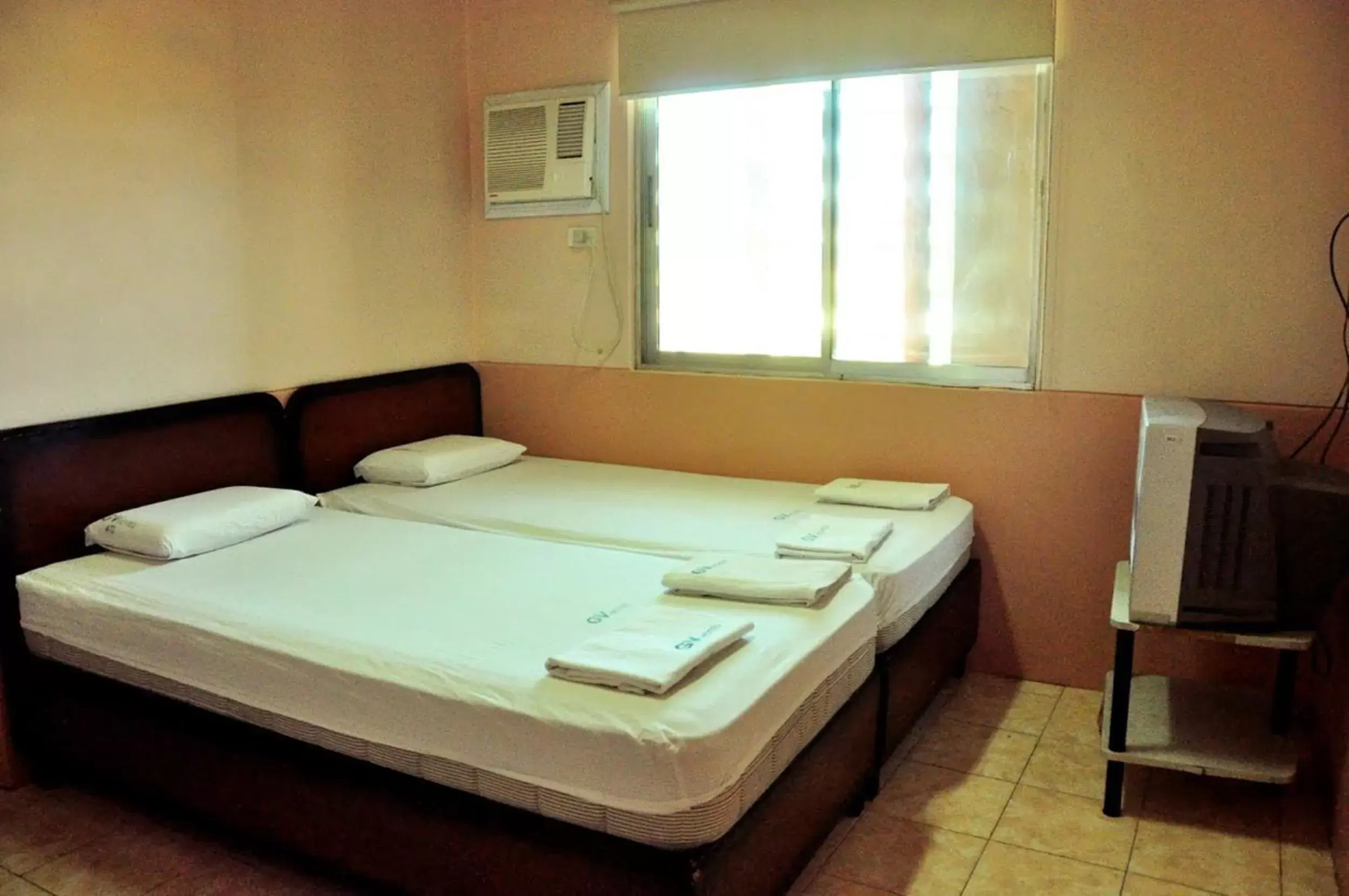 Bed in GV Hotel - Camiguin