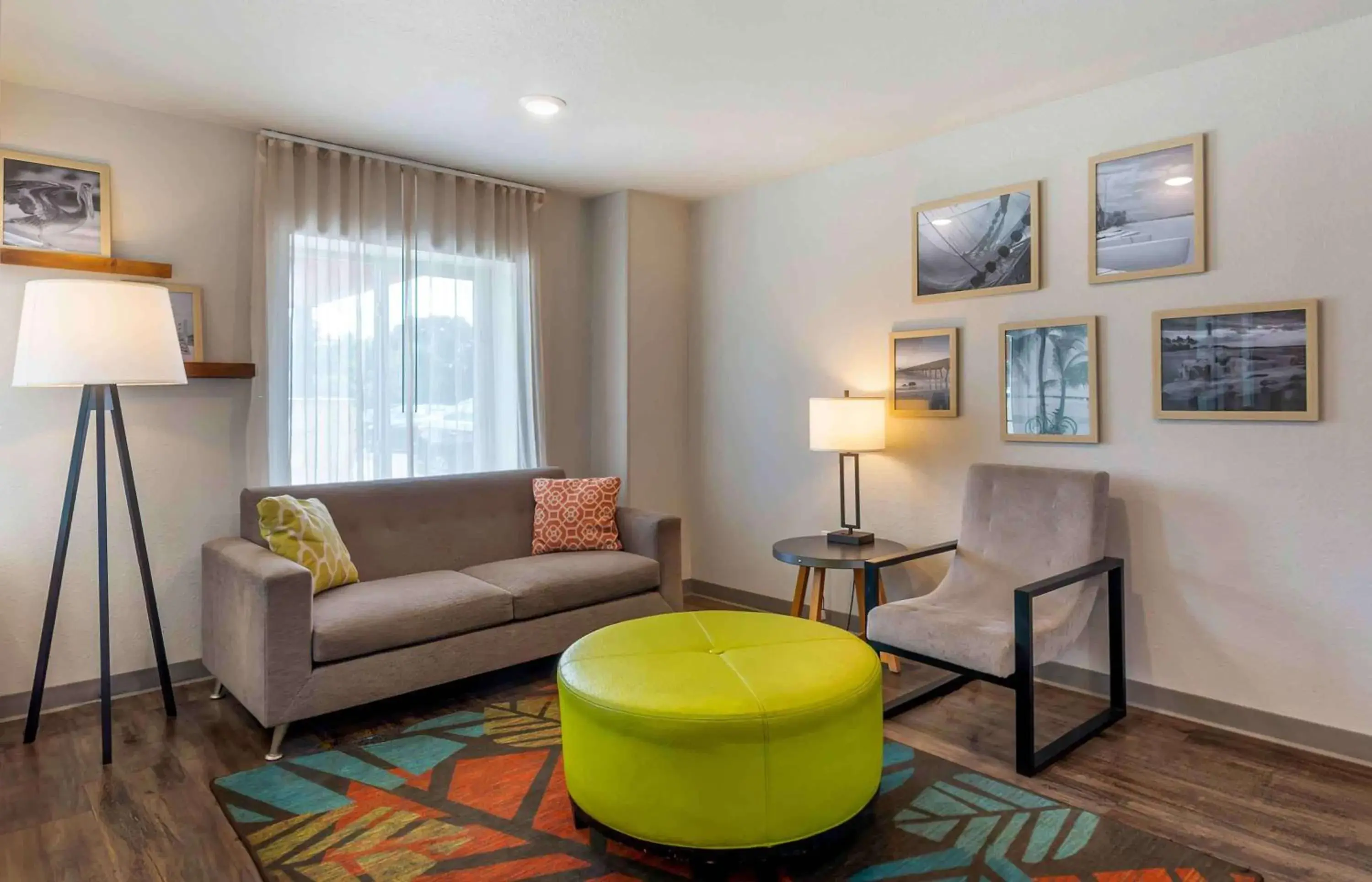 Lobby or reception, Seating Area in Extended Stay America Suites - Deerfield Beach
