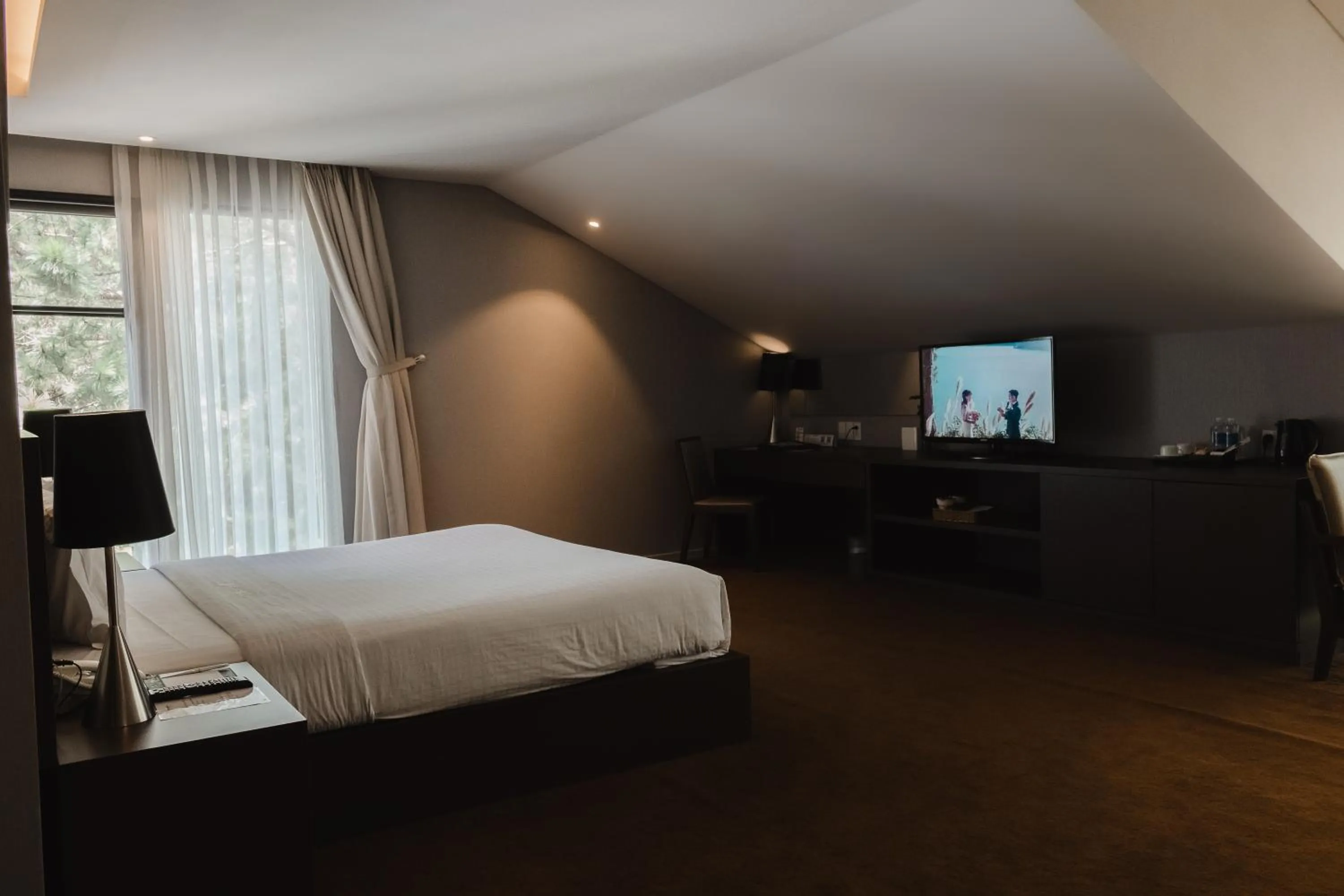 Bed in Terracotta Hotel & Resort Dalat