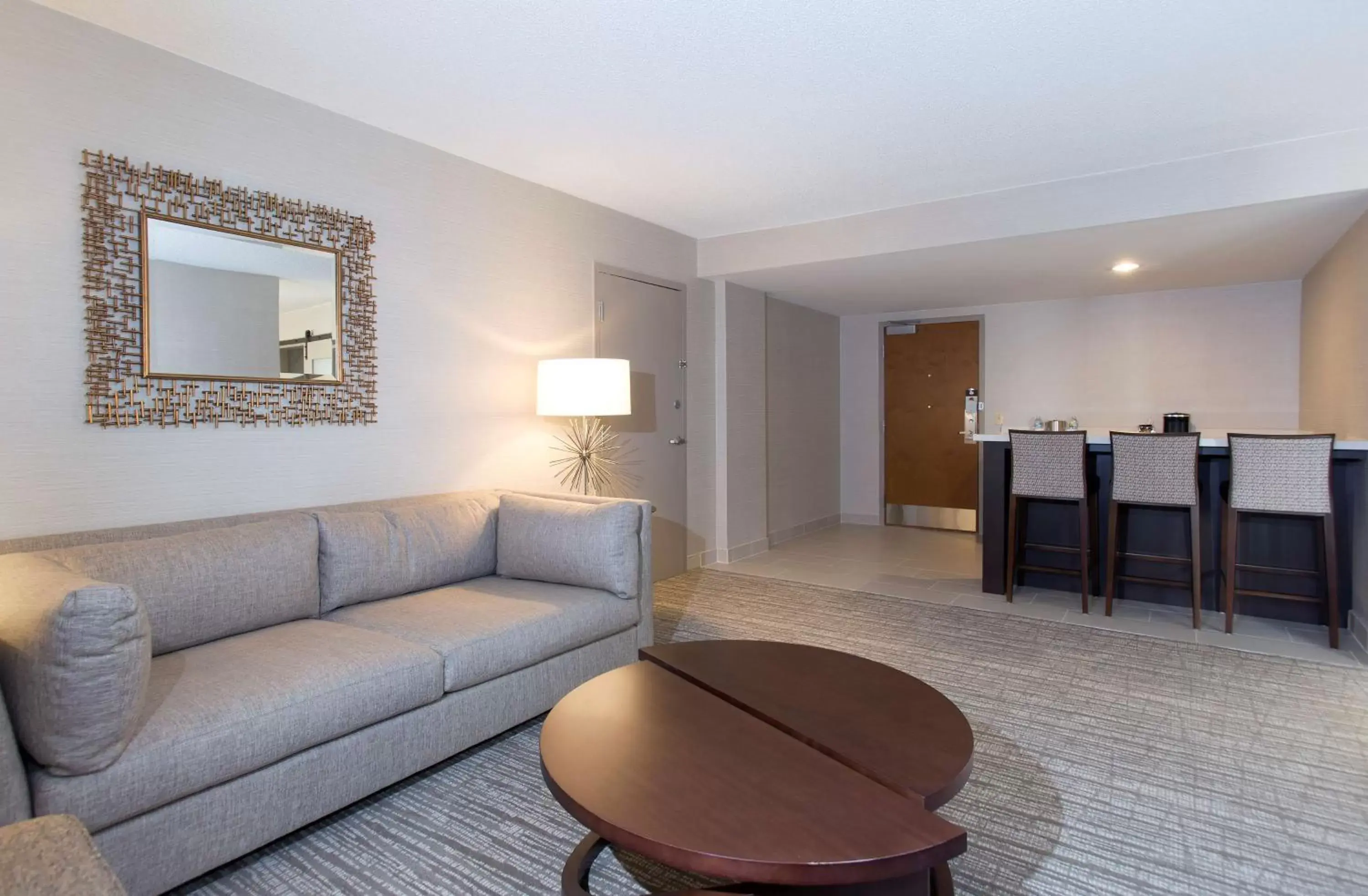 Living room, Seating Area in DoubleTree by Hilton Hotel Deerfield Beach - Boca Raton