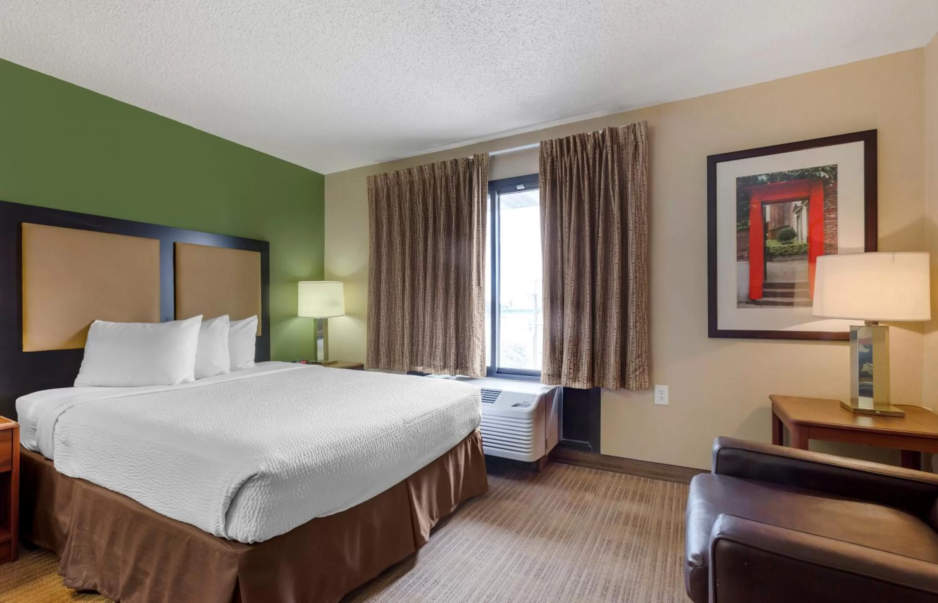Bed in Extended Stay America Suites - El Paso - West