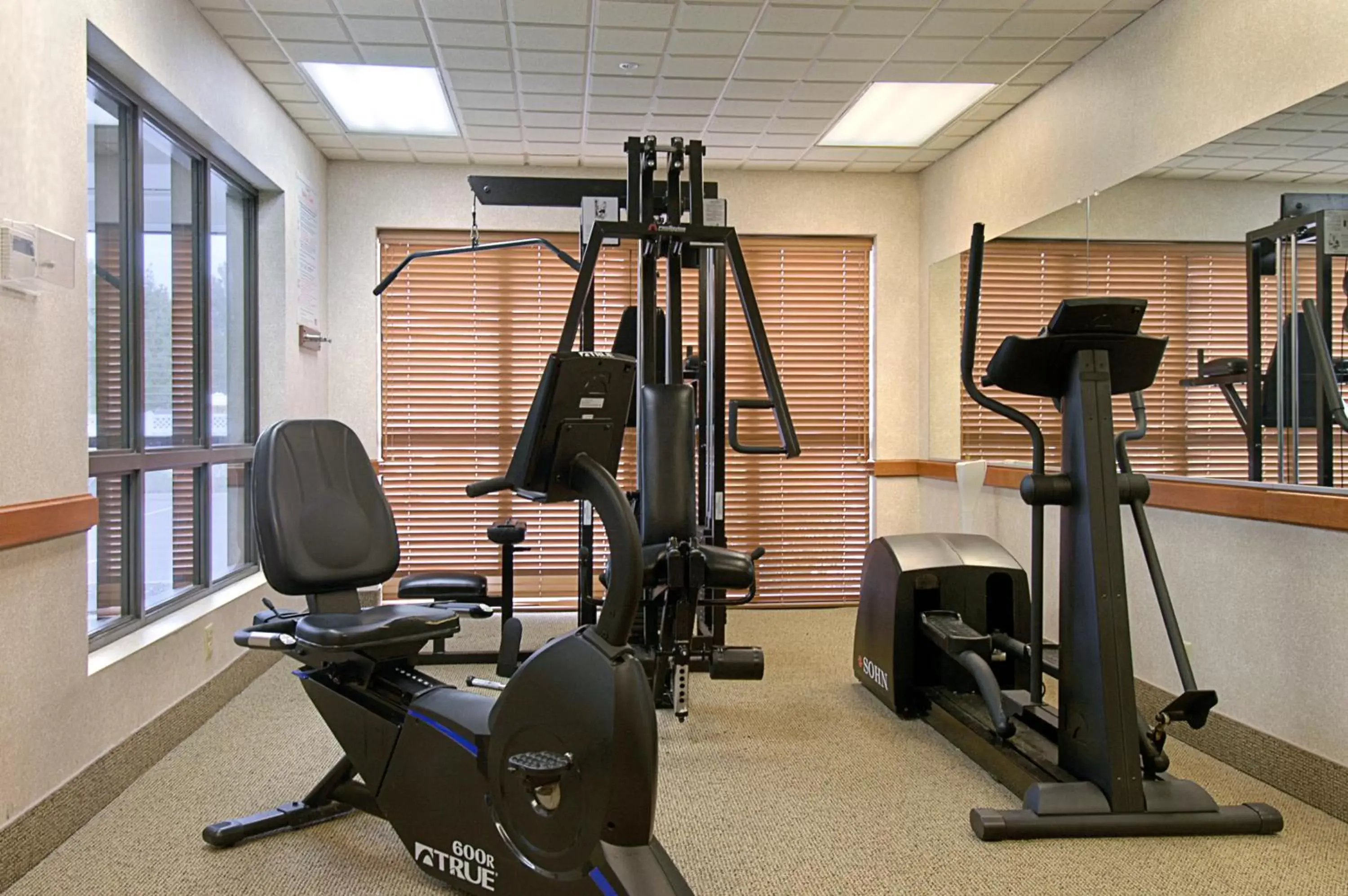 Fitness centre/facilities, Fitness Center/Facilities in Comfort Inn & Suites Voorhees - Mt Laurel