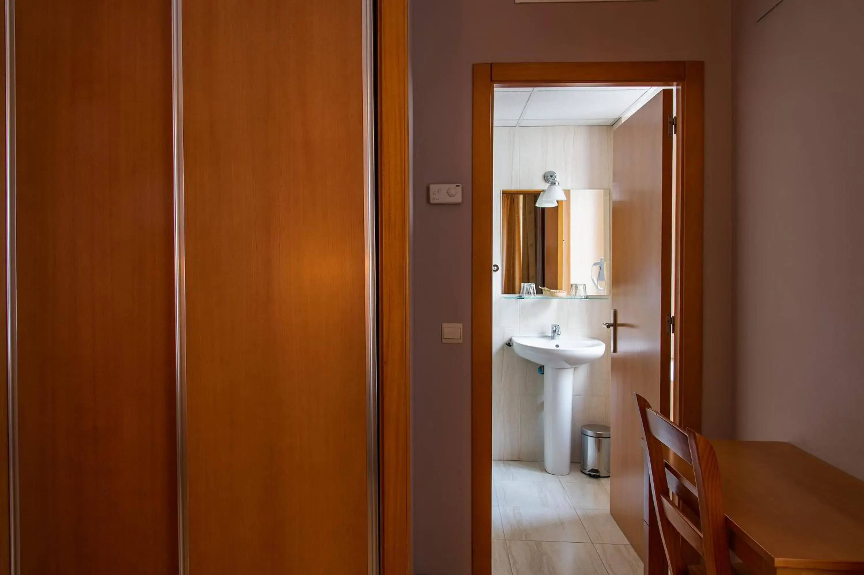 Bathroom in Hotel Castilla