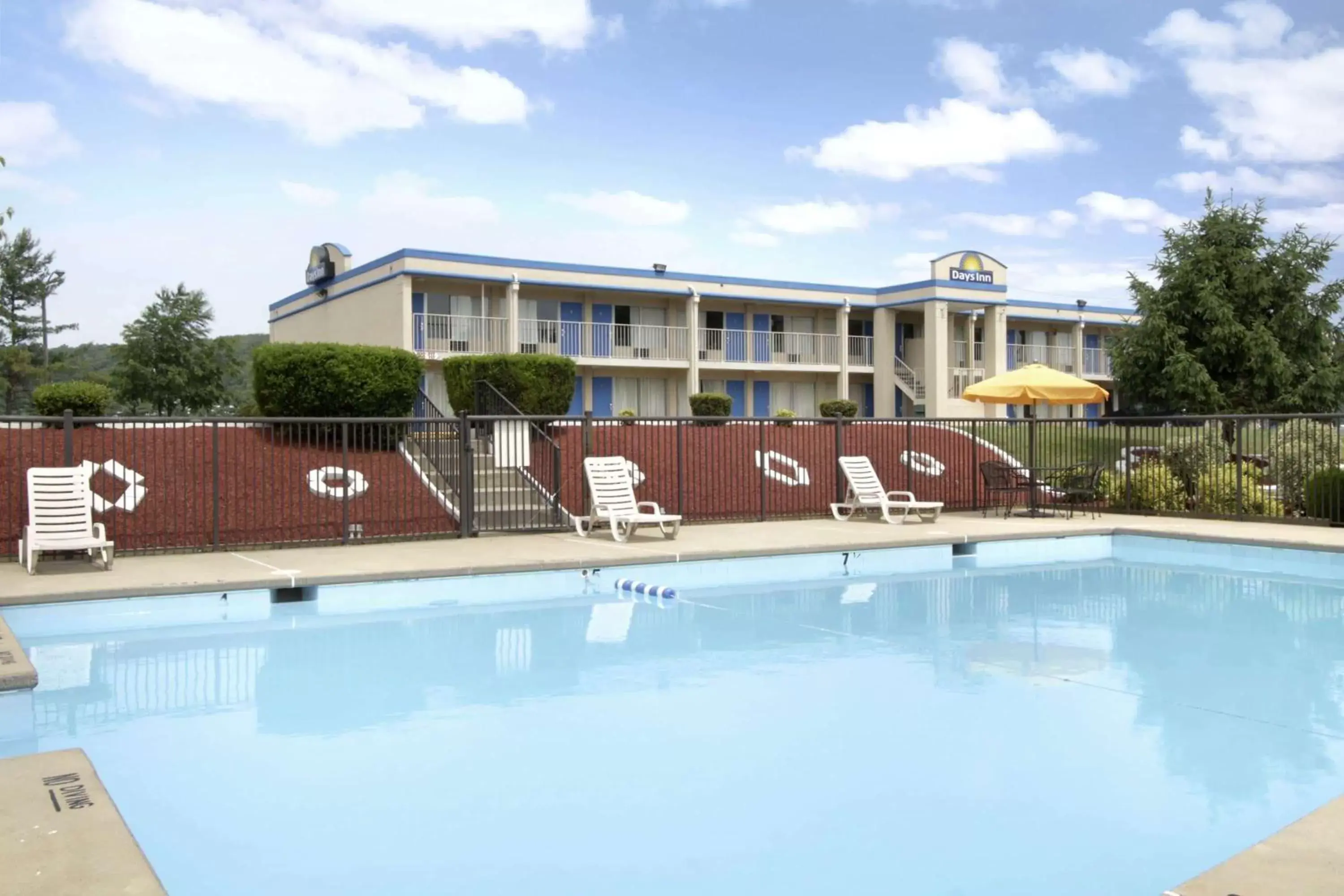 Activities, Swimming Pool in Days Inn by Wyndham Staunton