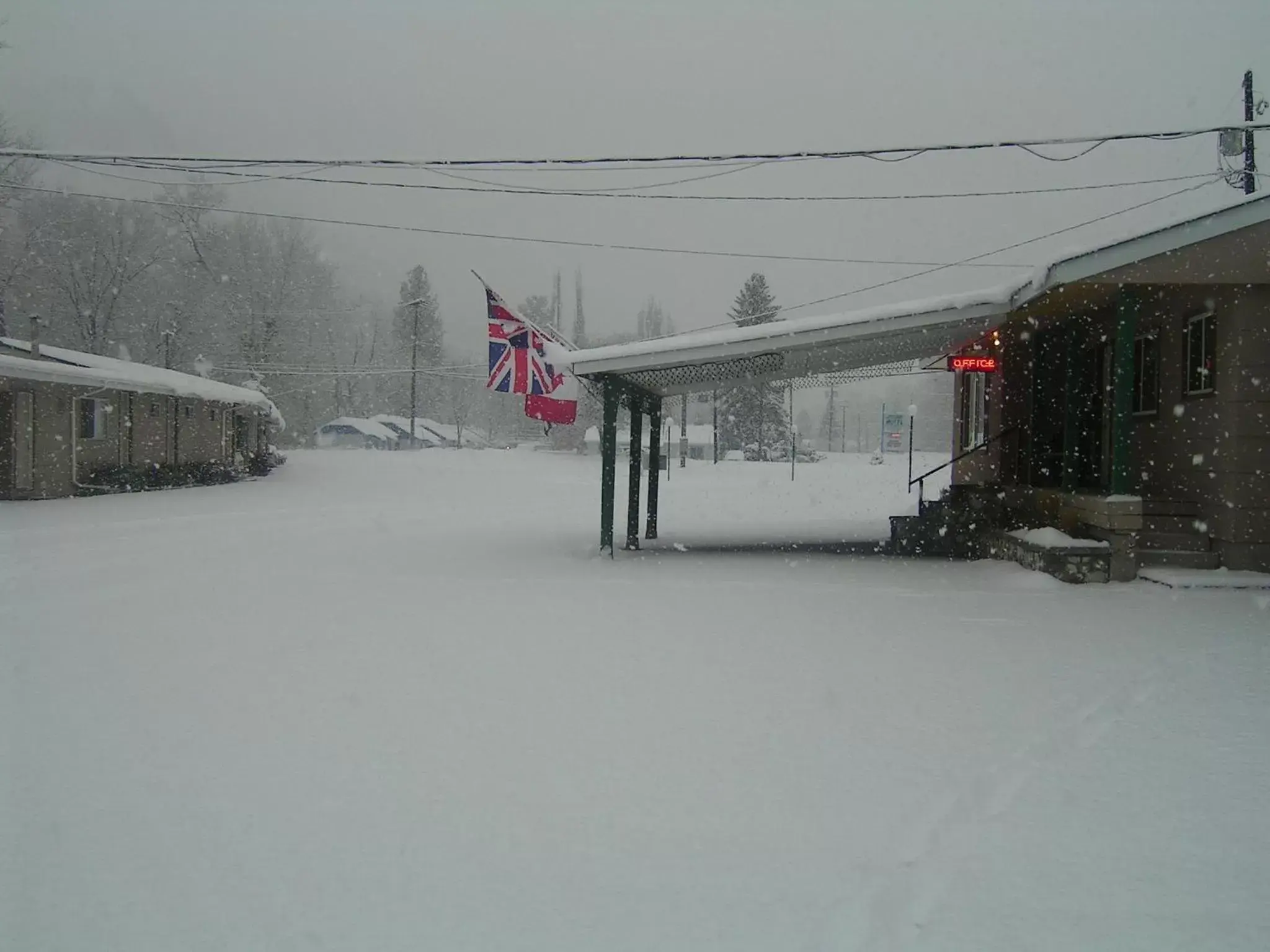 Nearby landmark, Winter in Johnny's Motel