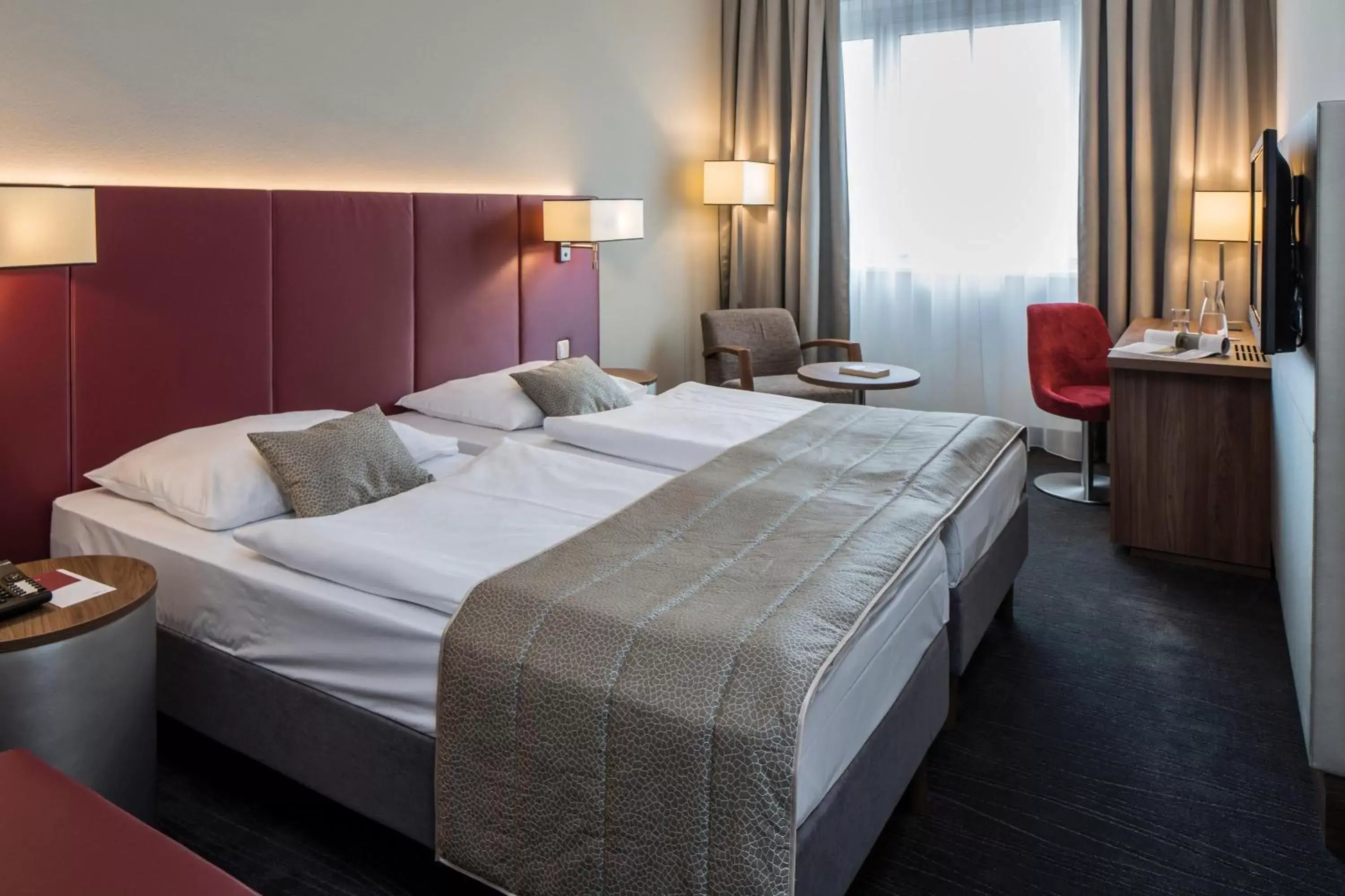 Bed in Austria Trend Hotel Europa Salzburg