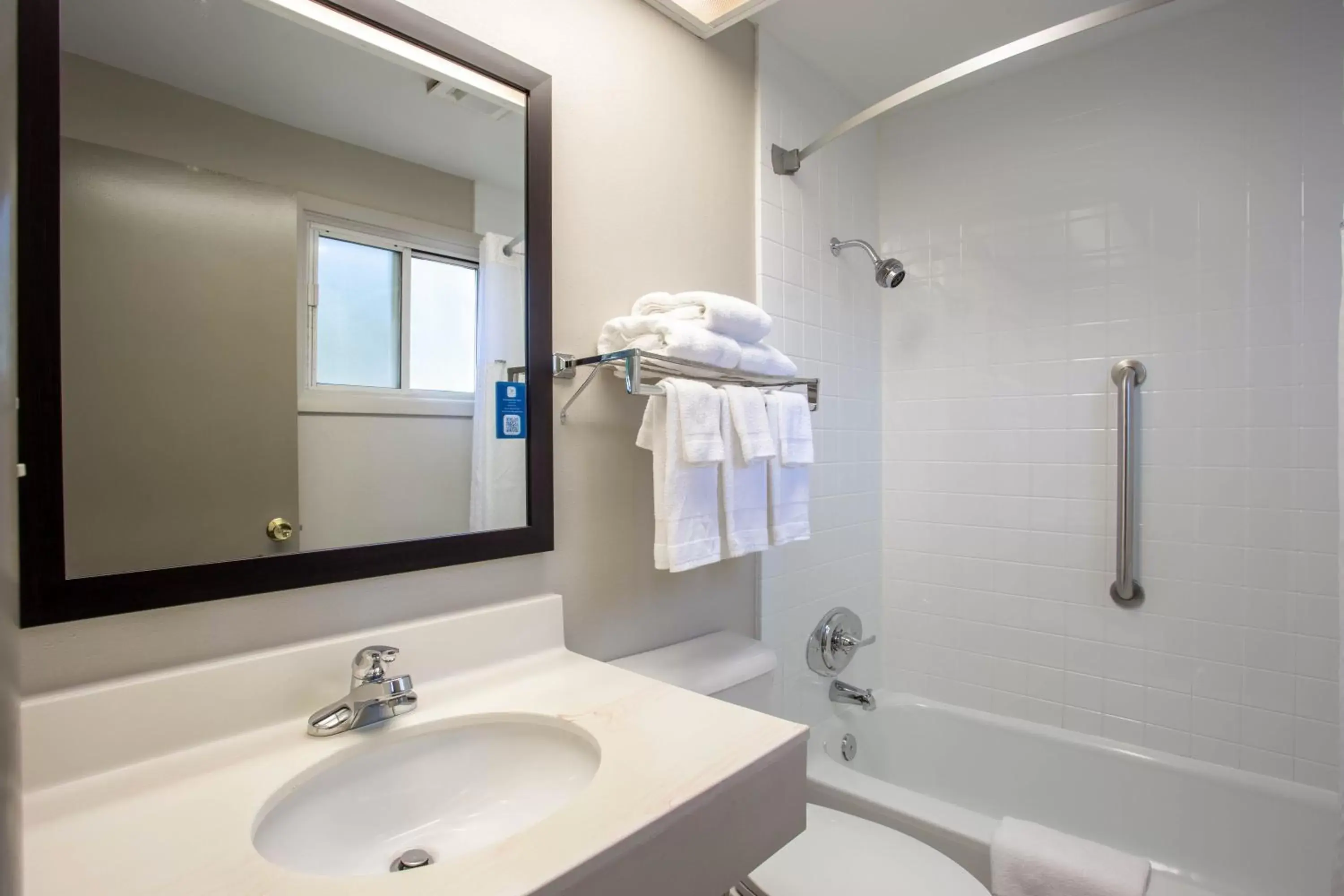 Bathroom in Days Inn by Wyndham Marquette