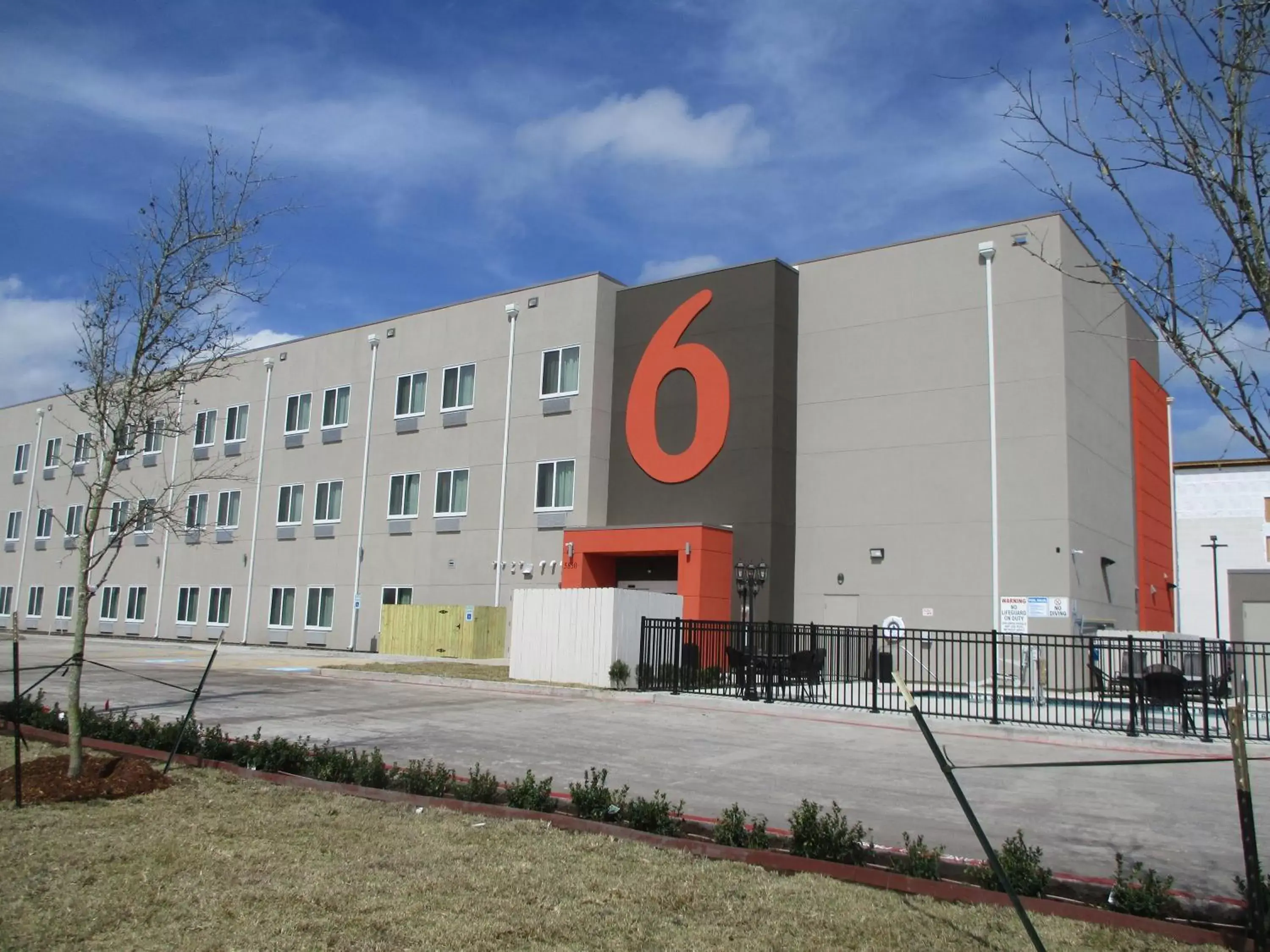 Property Building in Motel 6-Corpus Christi, TX