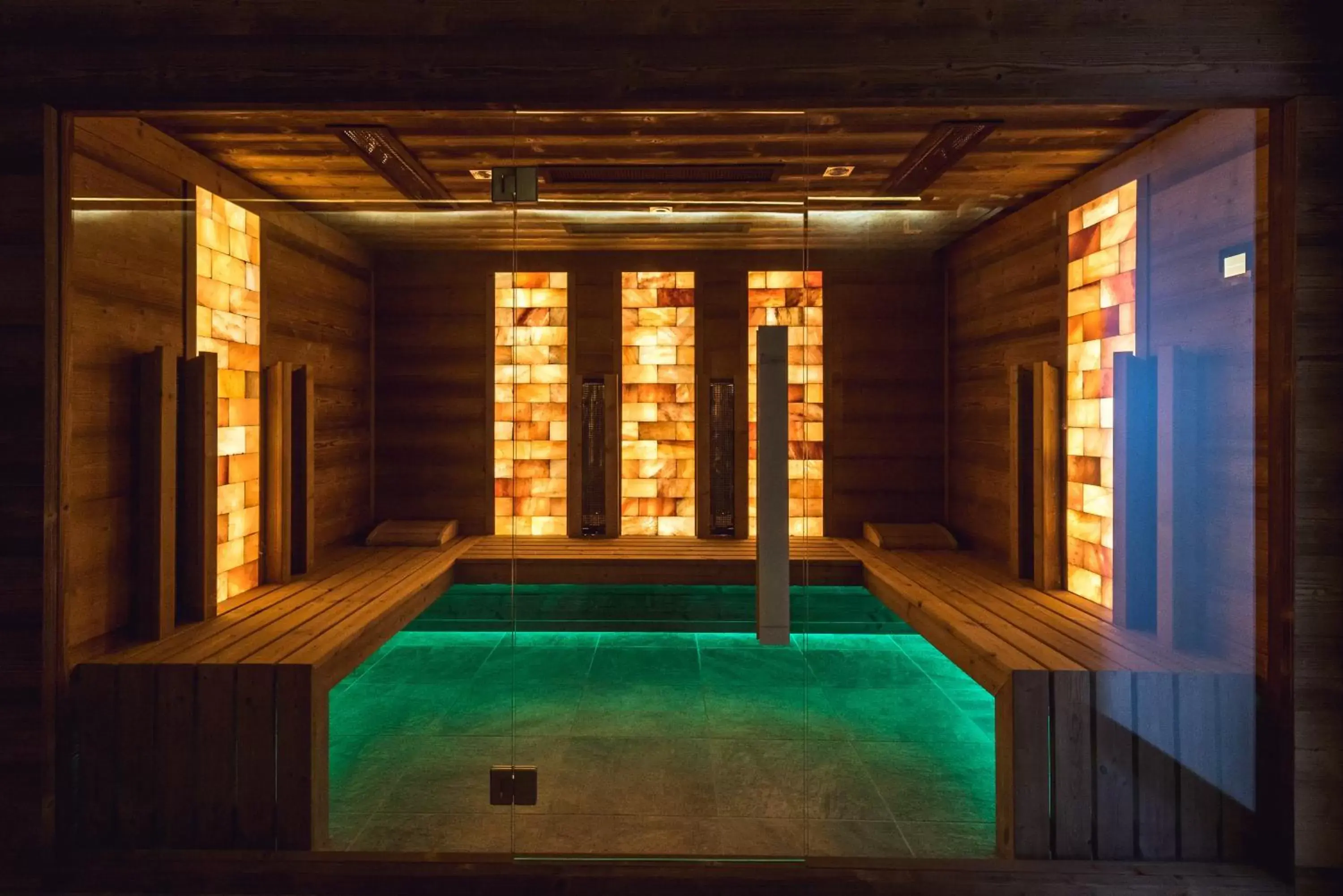 Sauna in Hotel Garzon Plaza