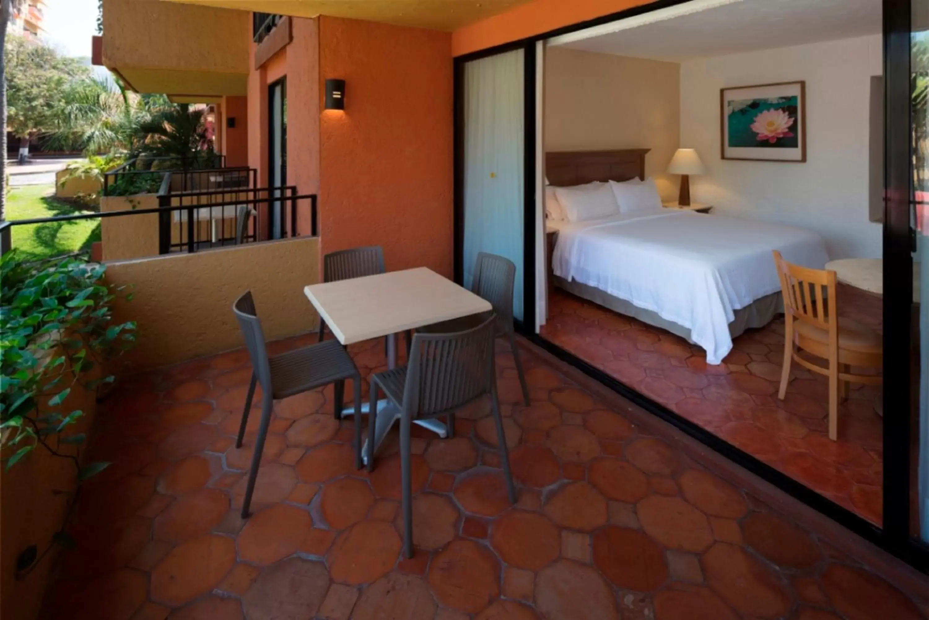Balcony/Terrace in Holiday Inn Resort Ixtapa All-Inclusive, an IHG Hotel